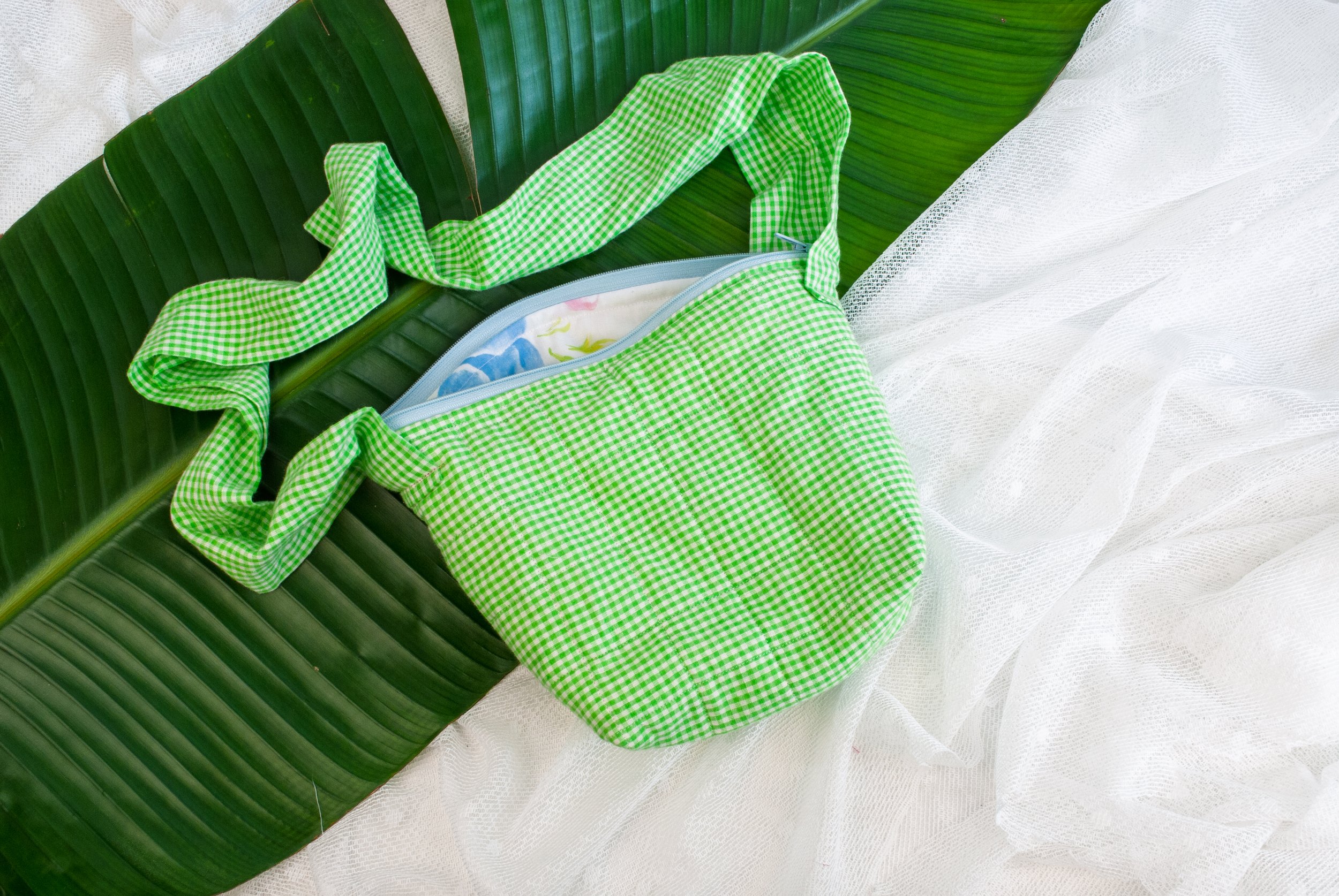 Leaf-Green Gingham Side bag
