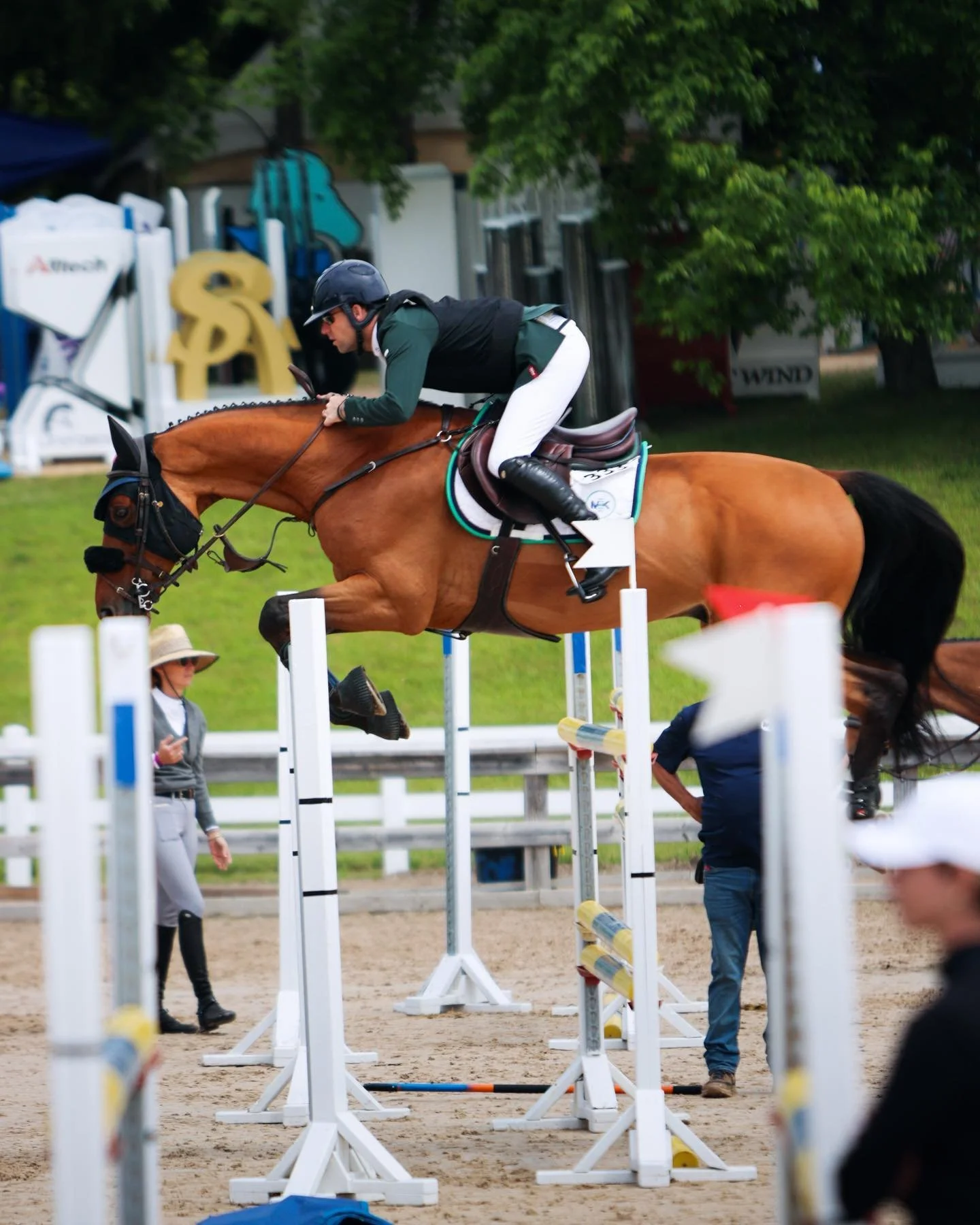 scenes from the warm-up ⚡️ welcome to tchs 2024

grateful for the team at @mkequestrian_official for trusting me this week!

#tchs2024 #equestrianlifestyle #showjumping #horseshowlife