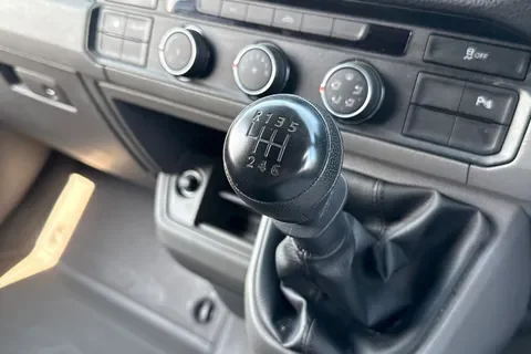 Manual transmission gearbox of VW Crafter