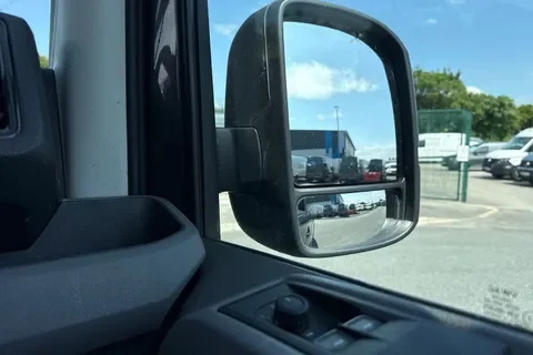 Heated wing mirror of VW Crafter