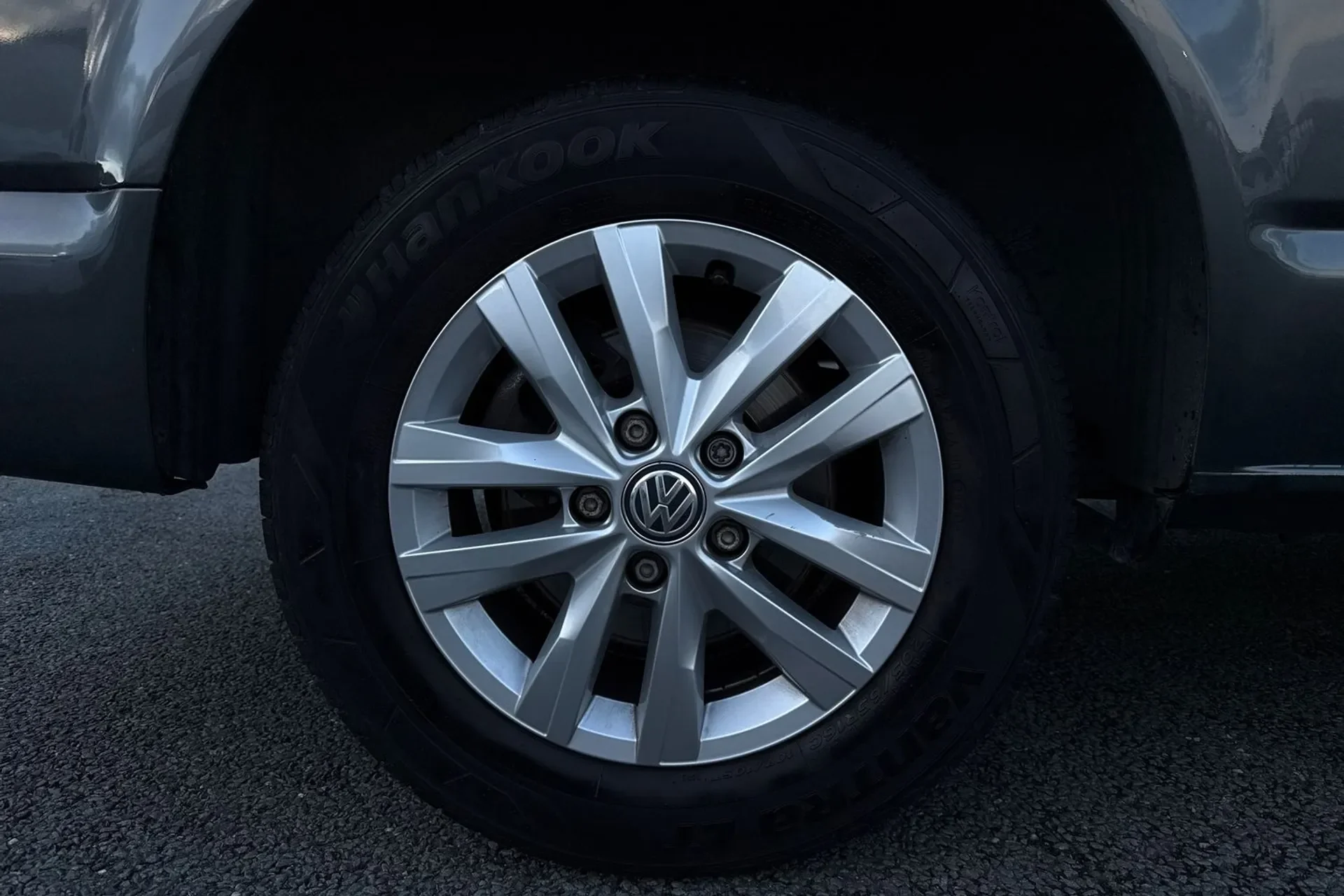 vw-transporter-wheel.webp