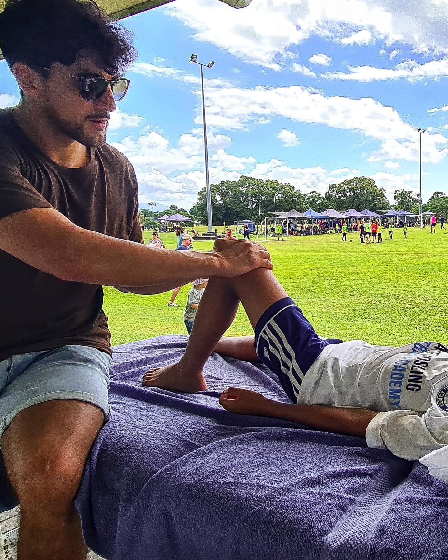 We spent Sunday in Innisfail at the @jgfacairns Elite Football League providing injury assessment, screening, advice and strapping 

The EFL has been set up to provide competition for elite young footballers from across the FNQ from Under 6 through t