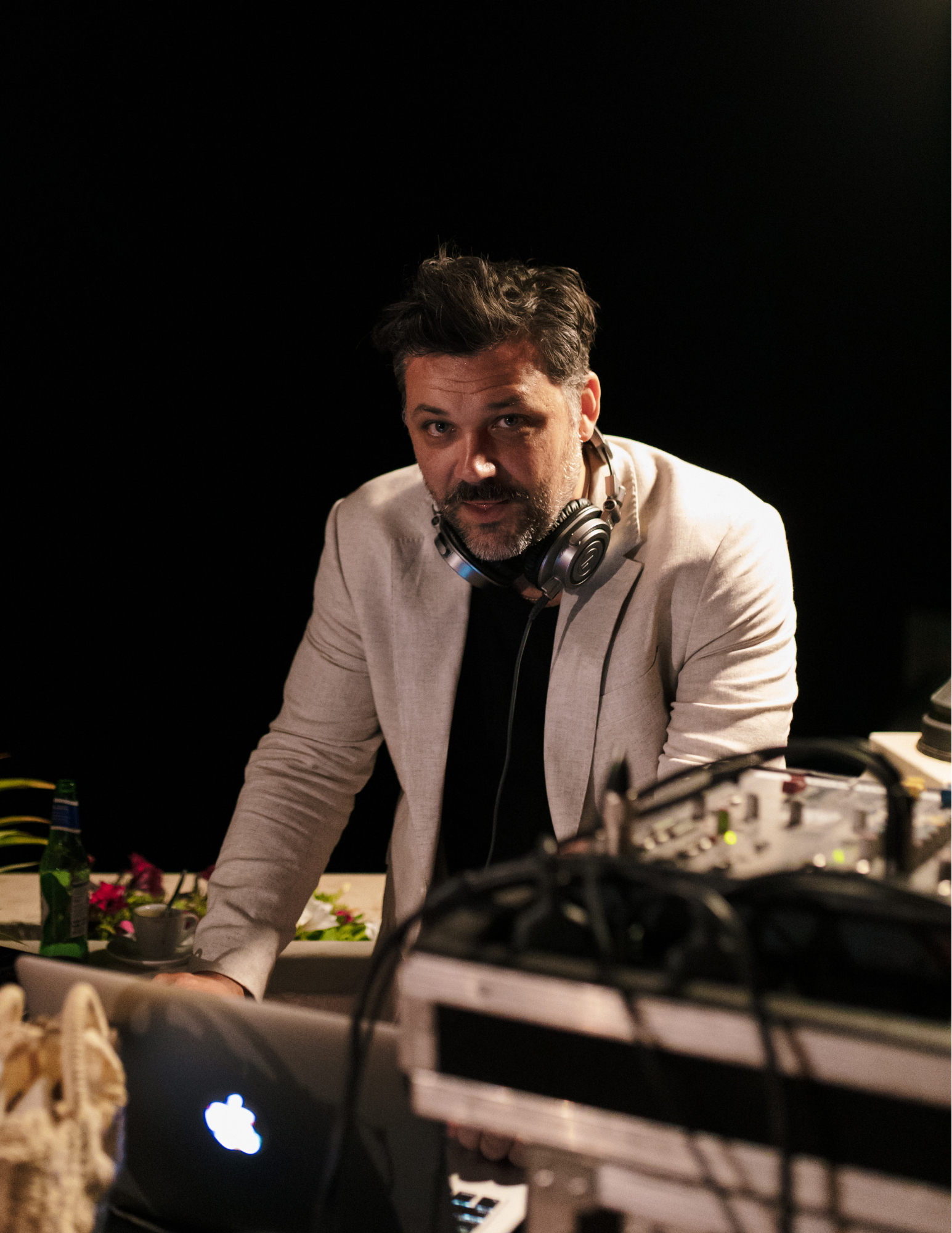 GUEST SELECTOR SERIES FT. COLIN WILKINSON