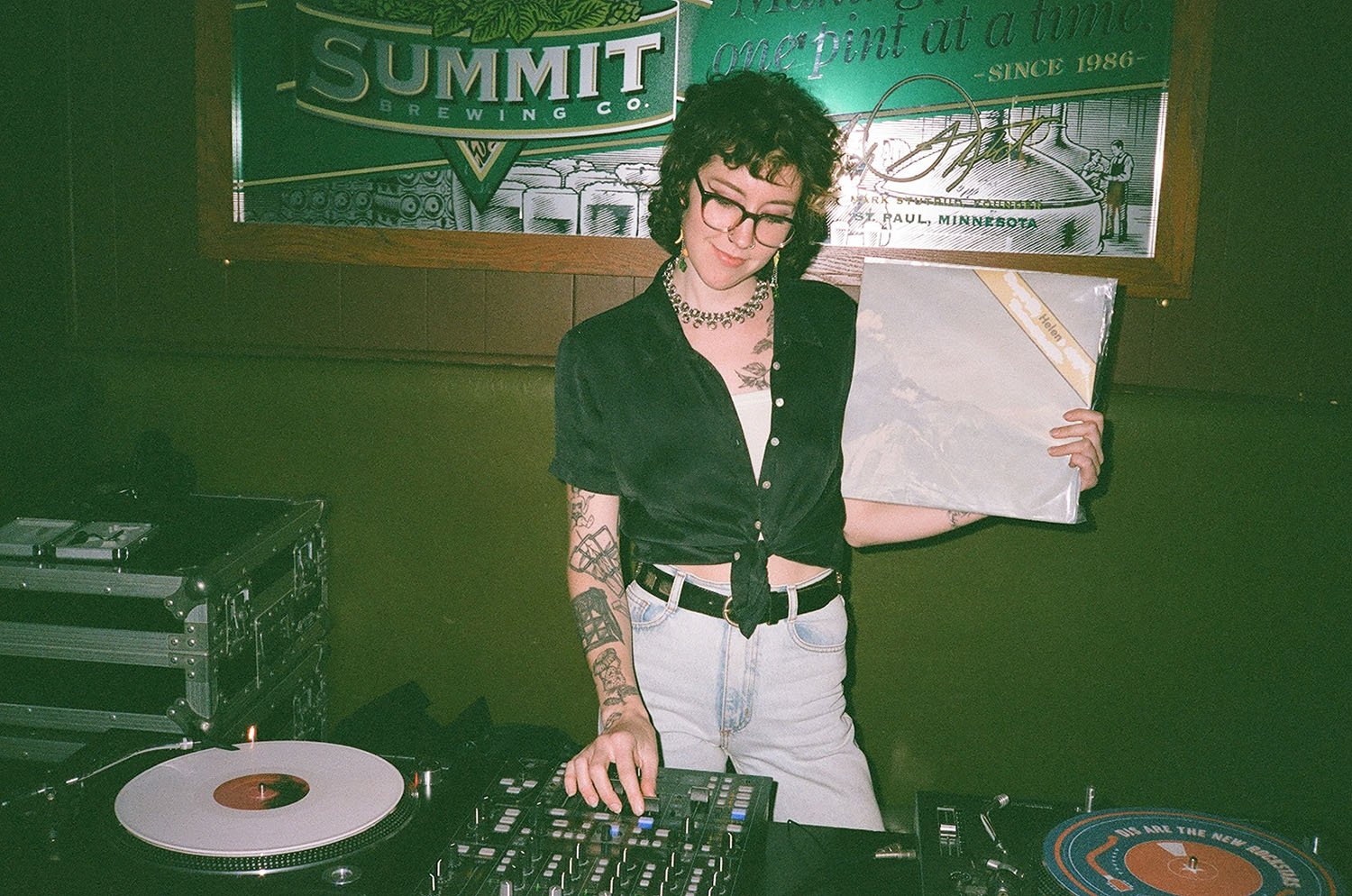 GUEST SELECTOR SERIES FT. HANNAH NEUDOTTER