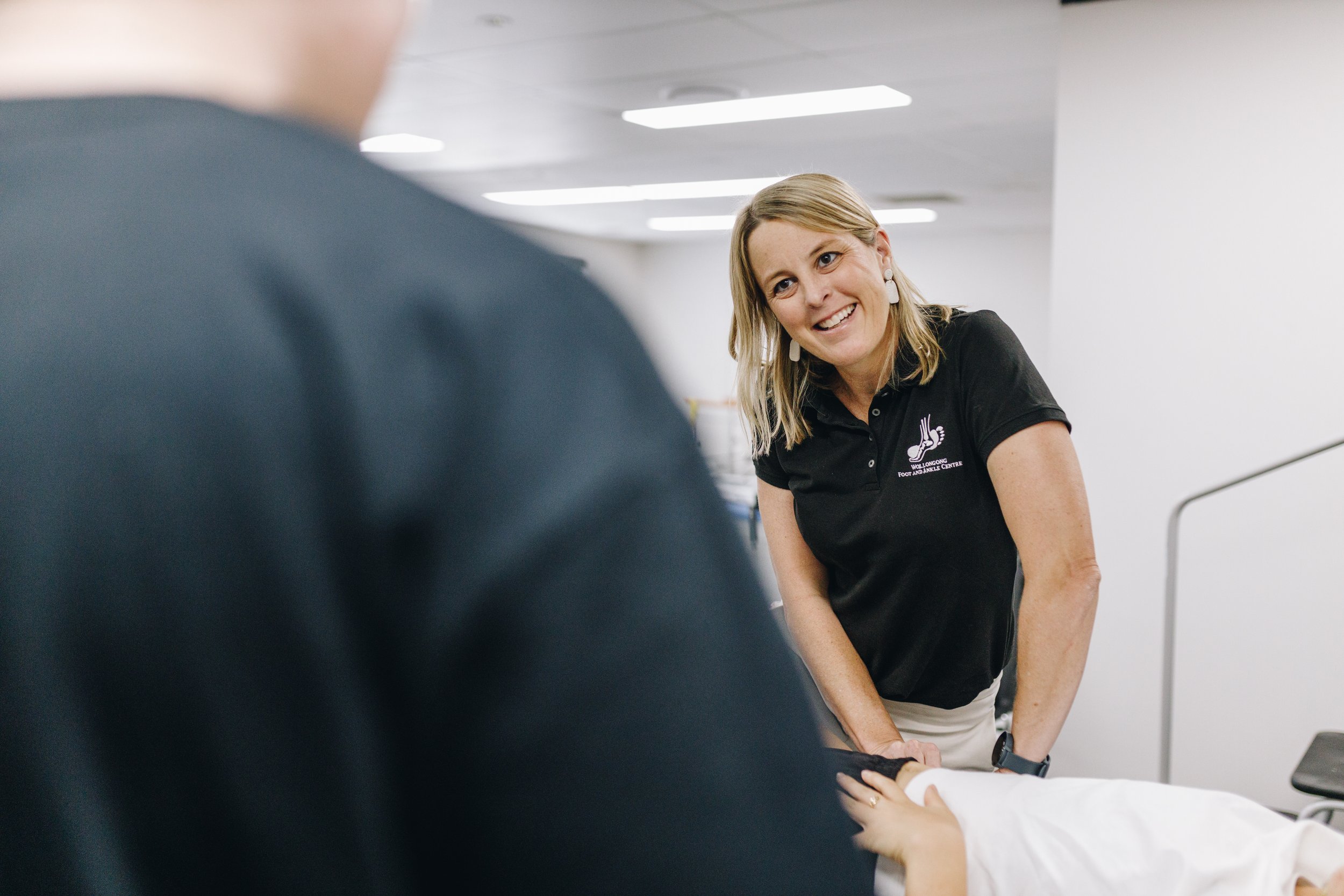 Physio or Exercise Physiologist? How They Work Together at Joint Vision