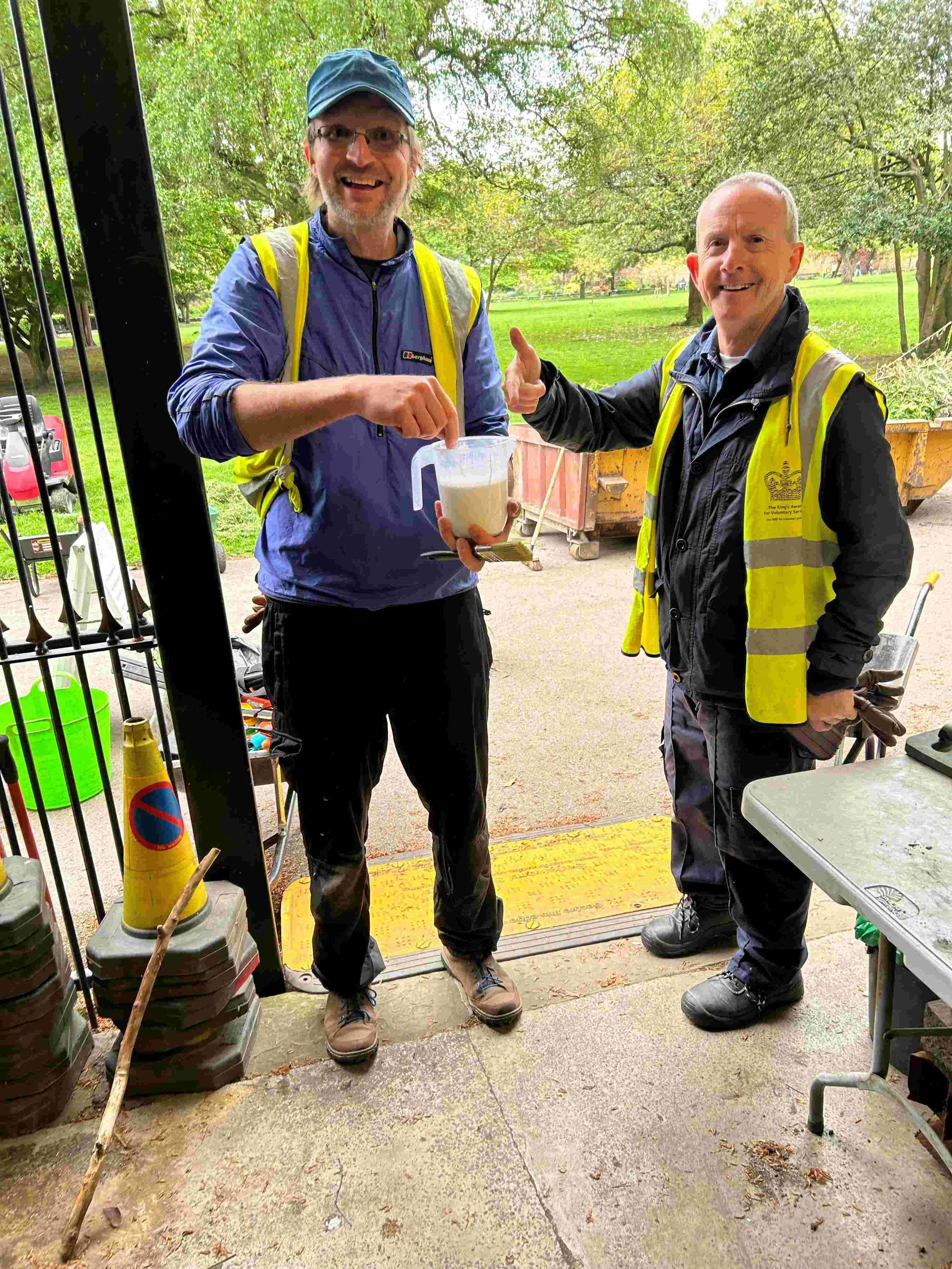 Bank Holiday Boost Brings 41 Volunteers to Didsbury Park