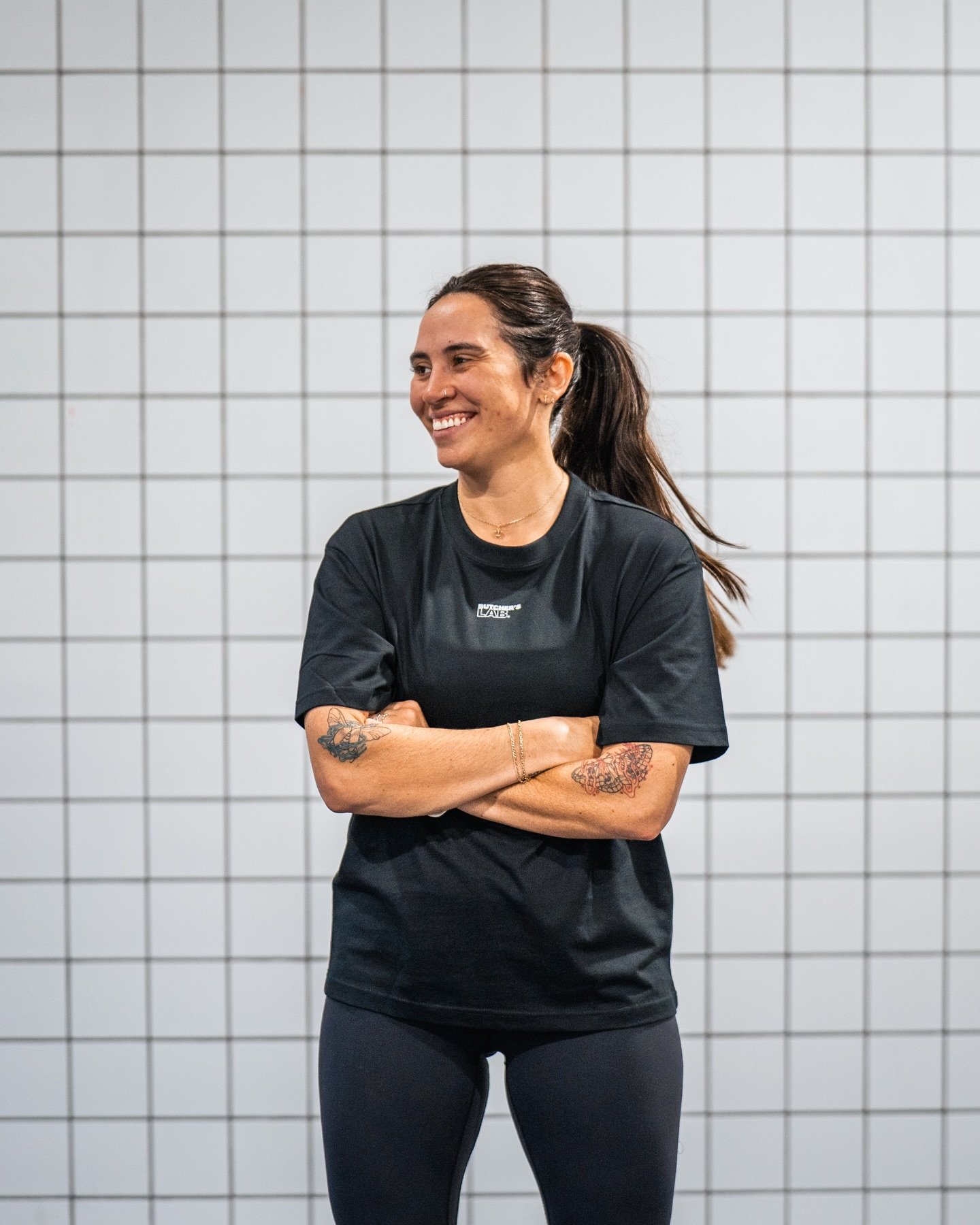 New Tees in the building! 🙌
An oversized t-shirt from the good people @oversizedliftingclub 
This time a winter black with white text for the darkest hours of the year. 

Get &lsquo;em while they last 🫶