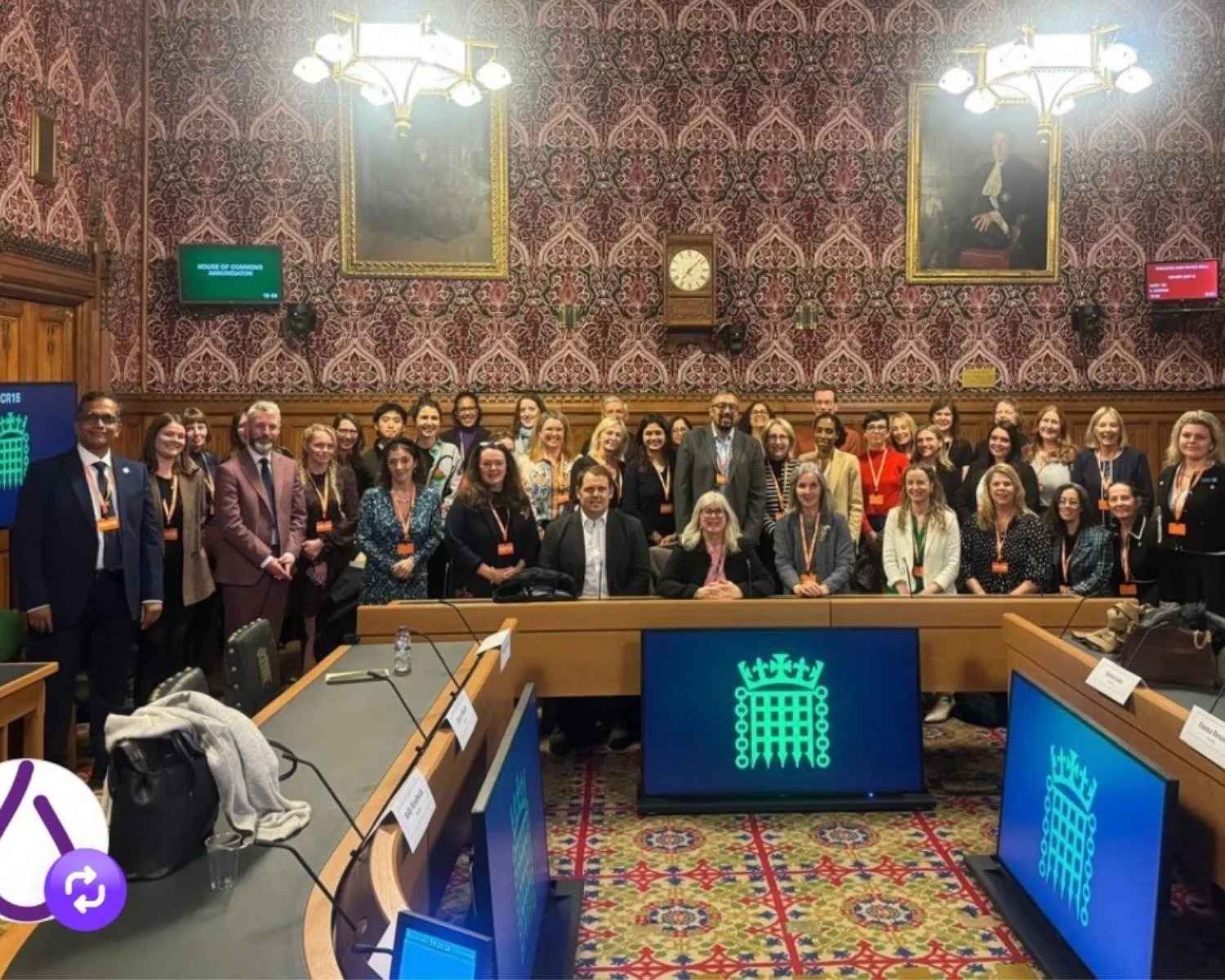 CHRONIC UTIs: WHY PREVENTION AND NON-ANTIBIOTIC TREATMENTS MATTER