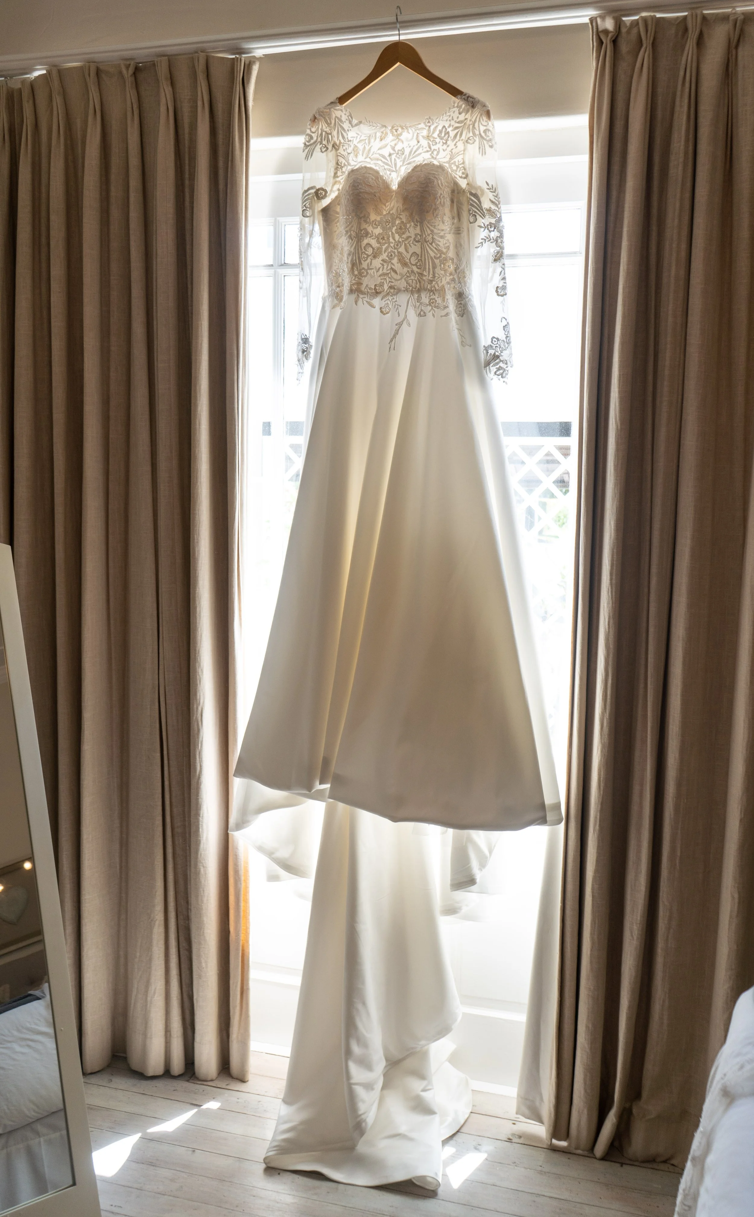 Naz and Mikki-13.jpg