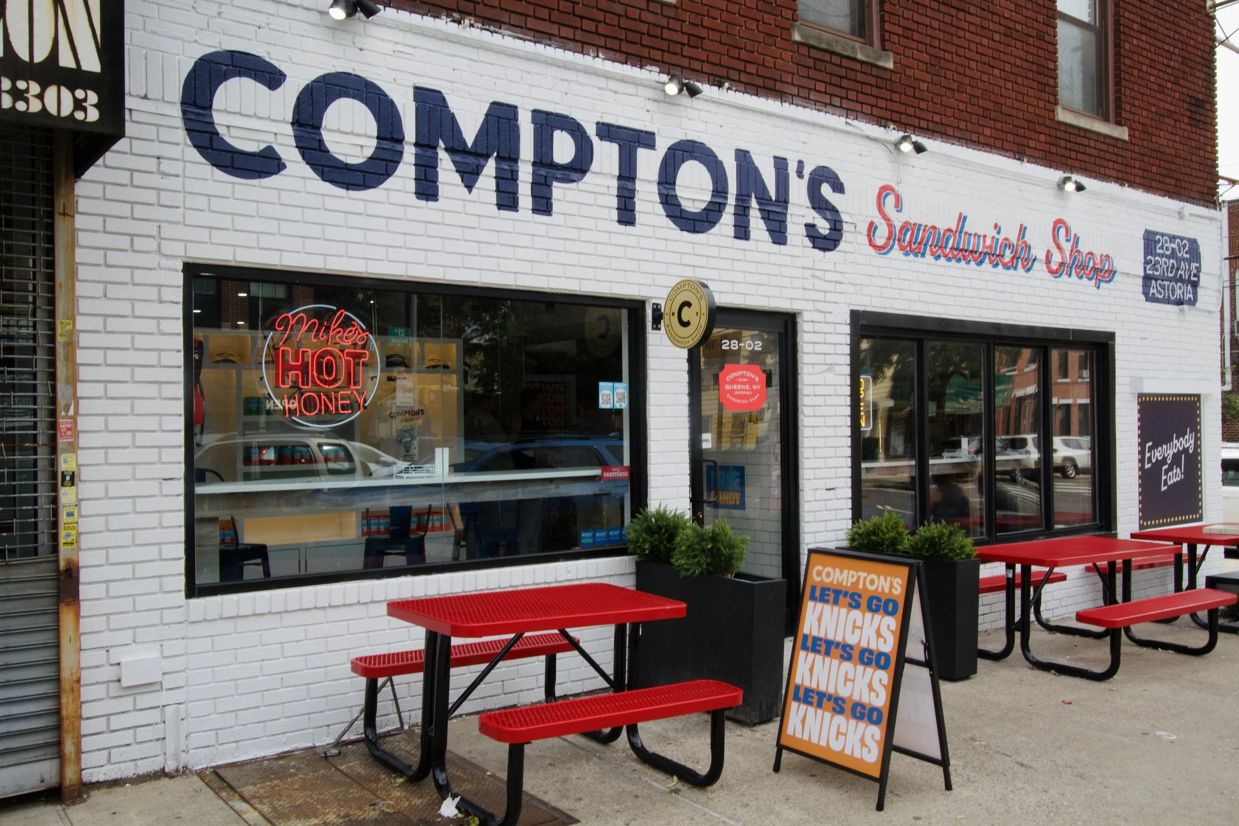 Comptons_4.jpg