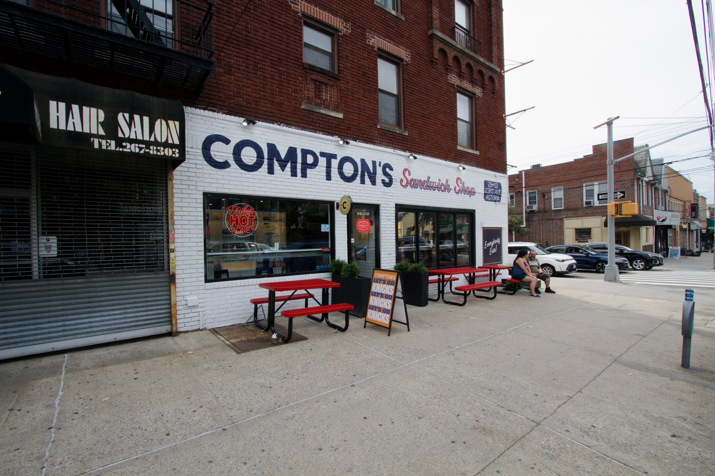 Comptons_3.jpg
