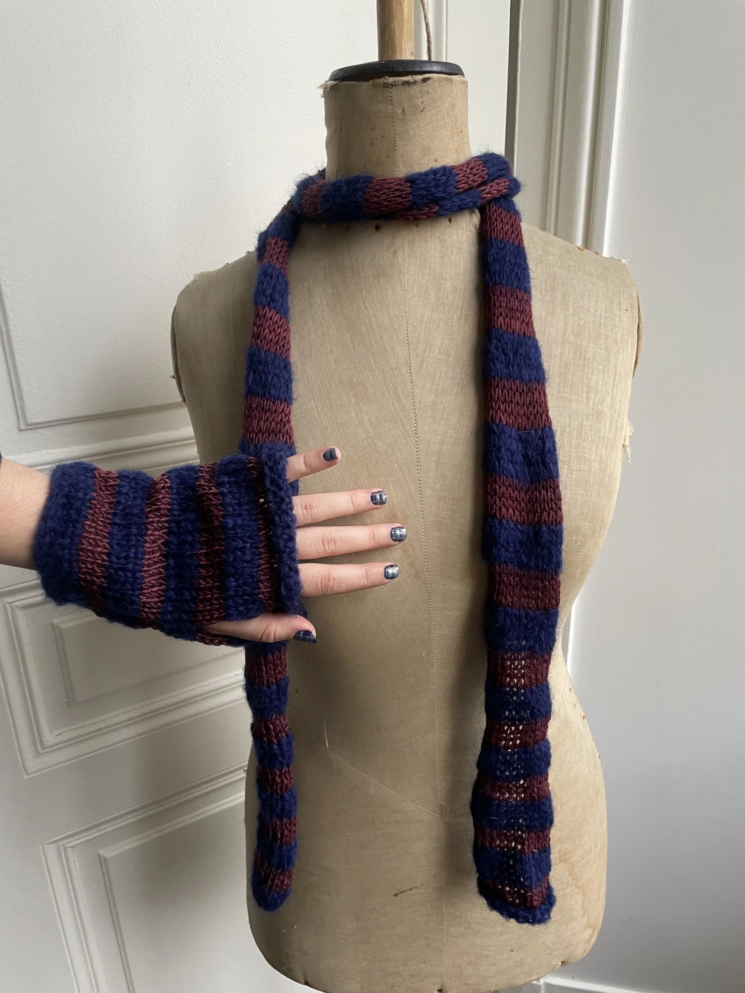 scarf and fingerless gloves set