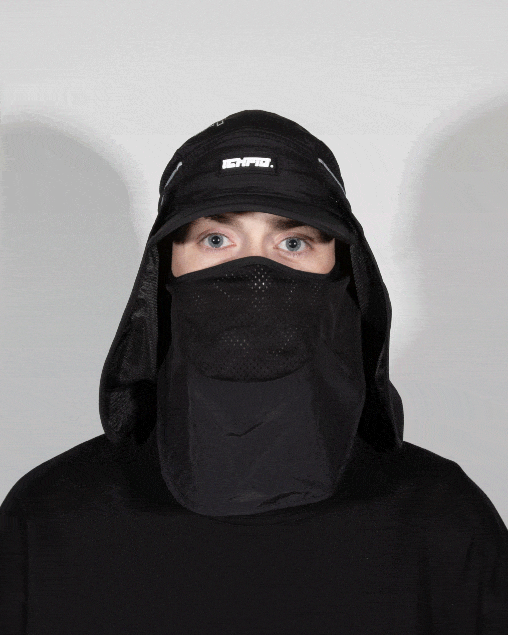 STRIKE_SANDSTORM_HAT_BLACK_GIF.gif