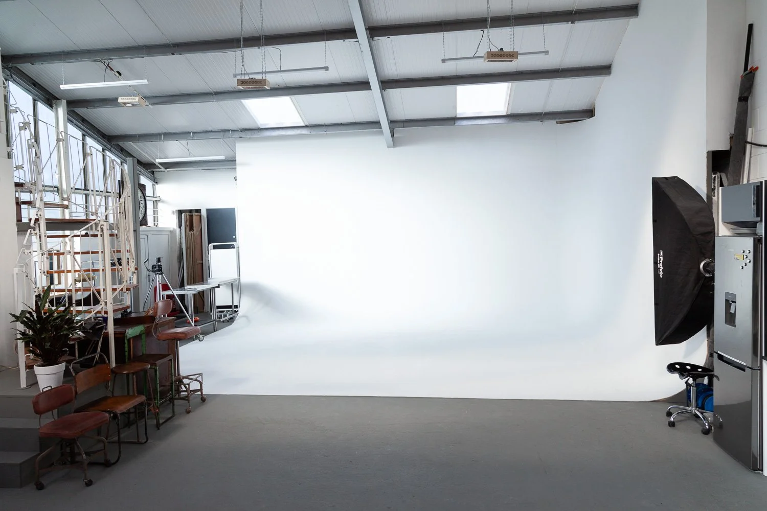 Photographic studio with white cyclorama backdrop, interior photographer London, Essex