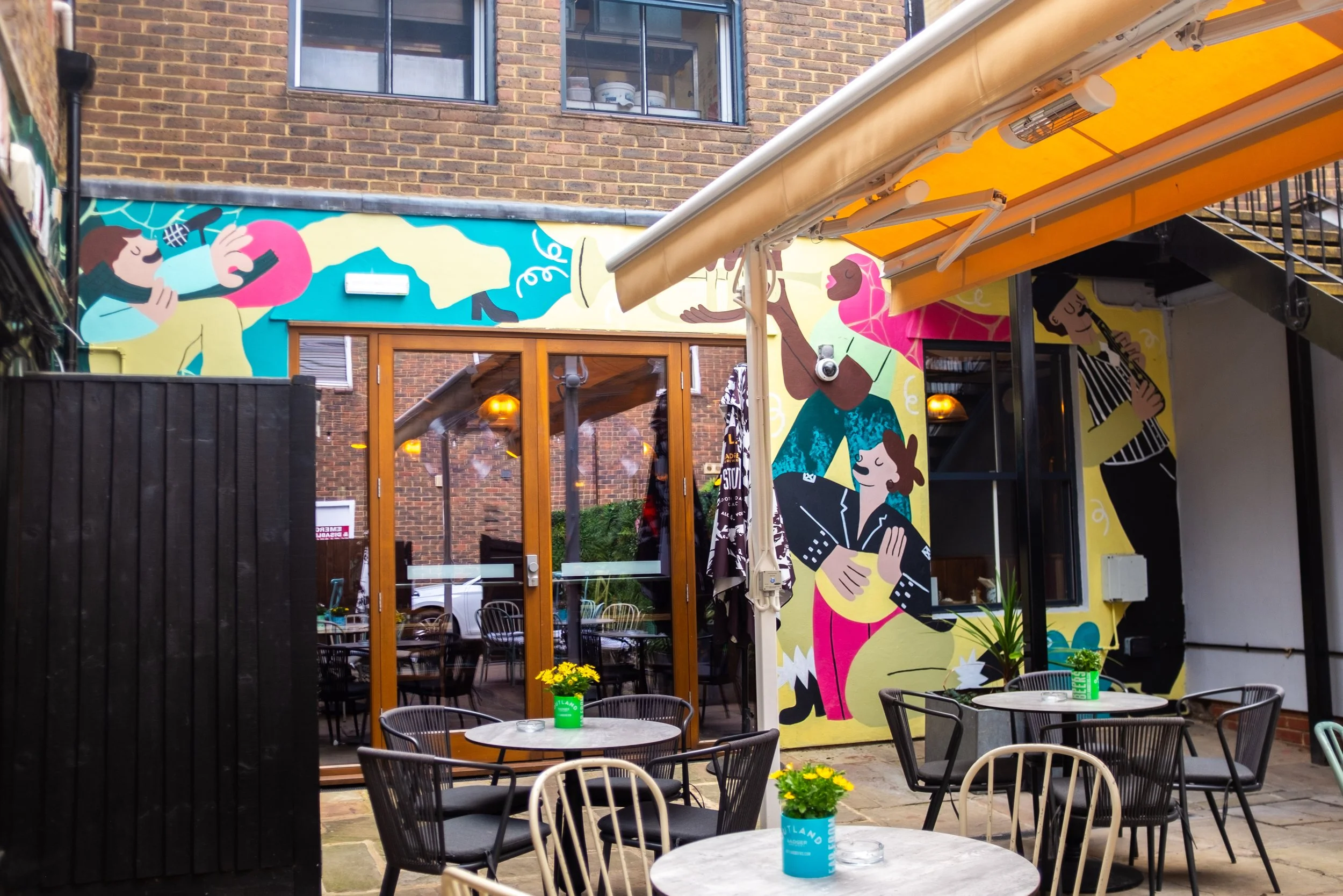 Colourful_Mural_Design.JPG