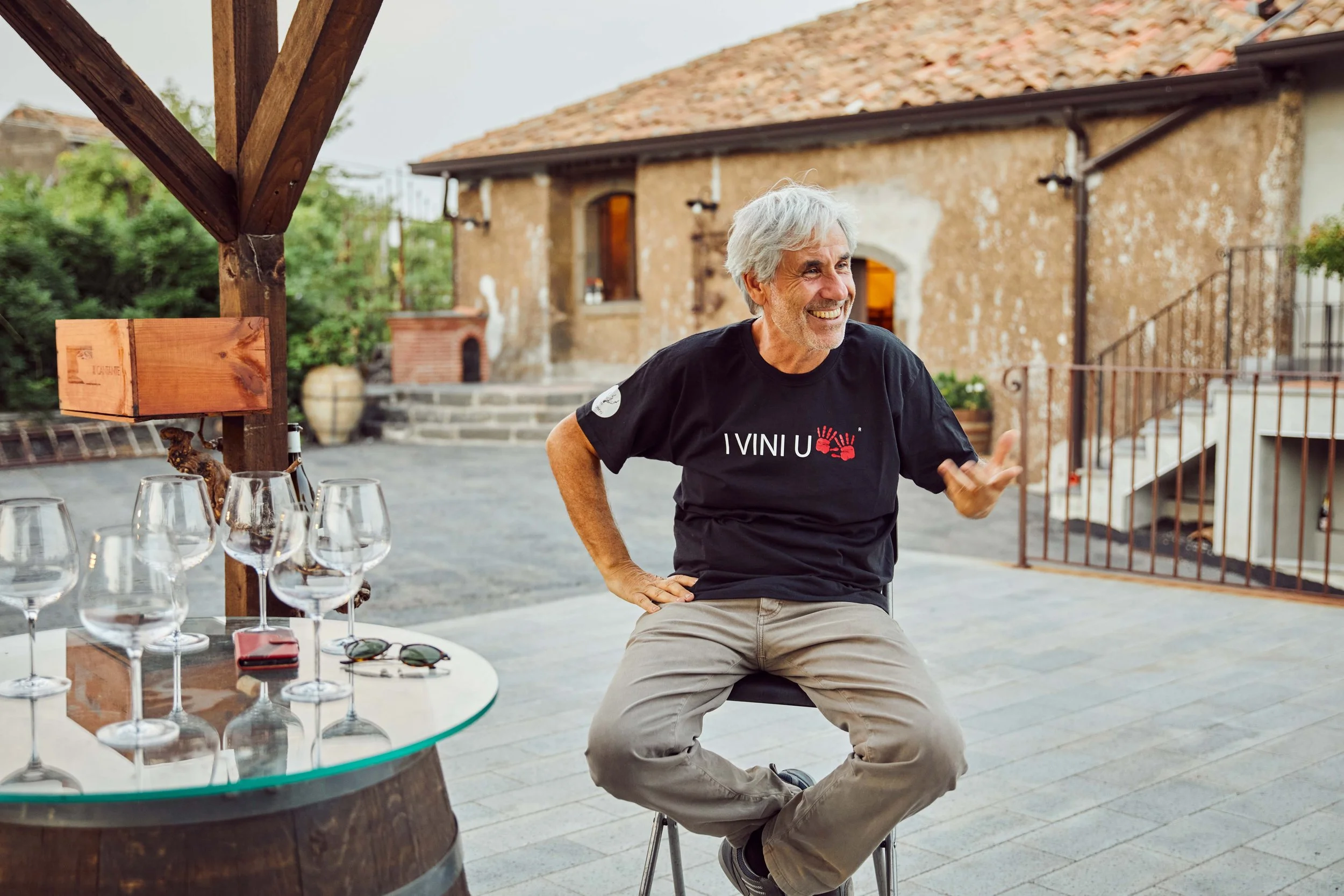 IT-ET-PR-02_I-Vigneri_Producer_portrait_1.jpg