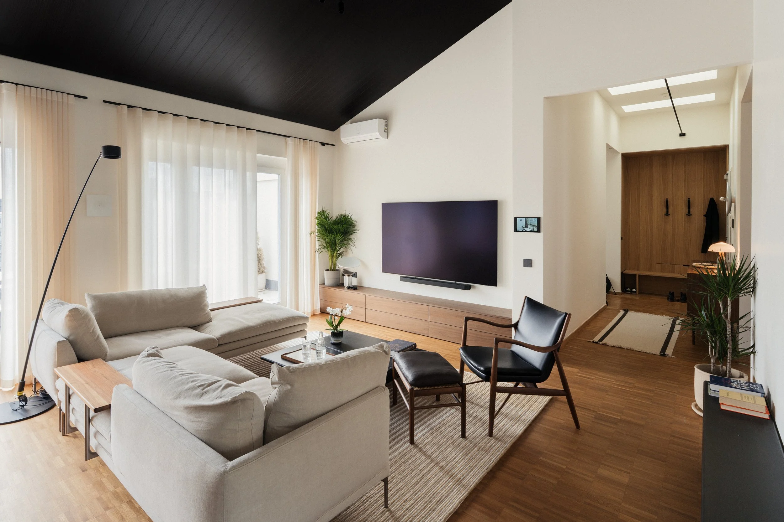 Berlin Penthouse 柏林顶层公寓