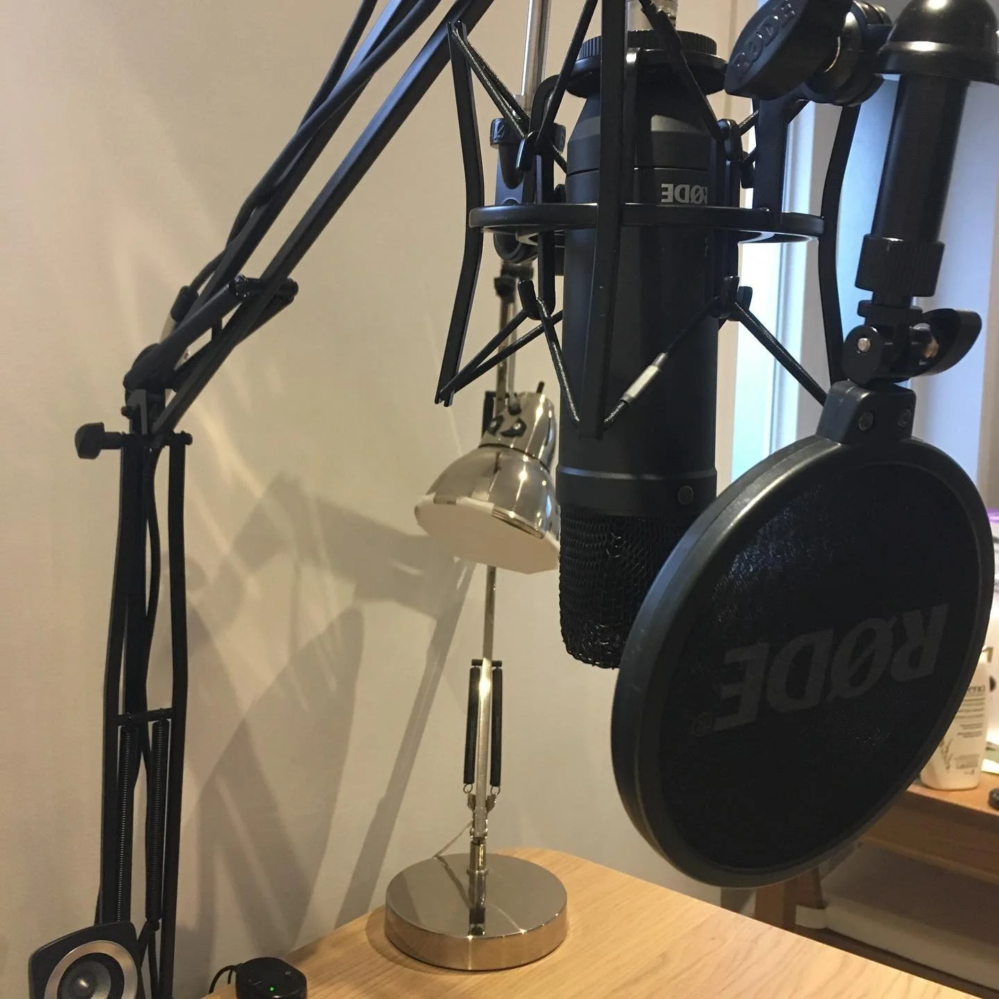 8 years ago, I uploaded my first piece of content to the internet. It was also when I first got into voice acting, although more as a need than any hobby at the time.
A Nintendo 3DS camera and an internal microphone from a cheap laptop I didn’