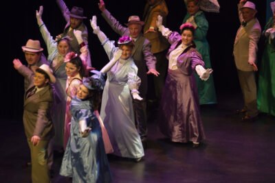 0265_20190605_Hello-Dolly-400x267.jpg