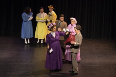0056_20190605_Hello-Dolly-400x267.jpg