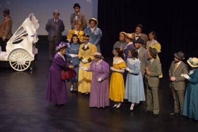 0028_20190605_Hello-Dolly-400x267.jpg