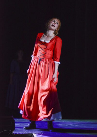 079_20190925_Oliver-Dress-Rehearsal_MLM1279_Web_Res-400x566.jpg