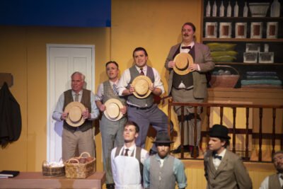 0139_20190605_Hello-Dolly-400x267.jpg
