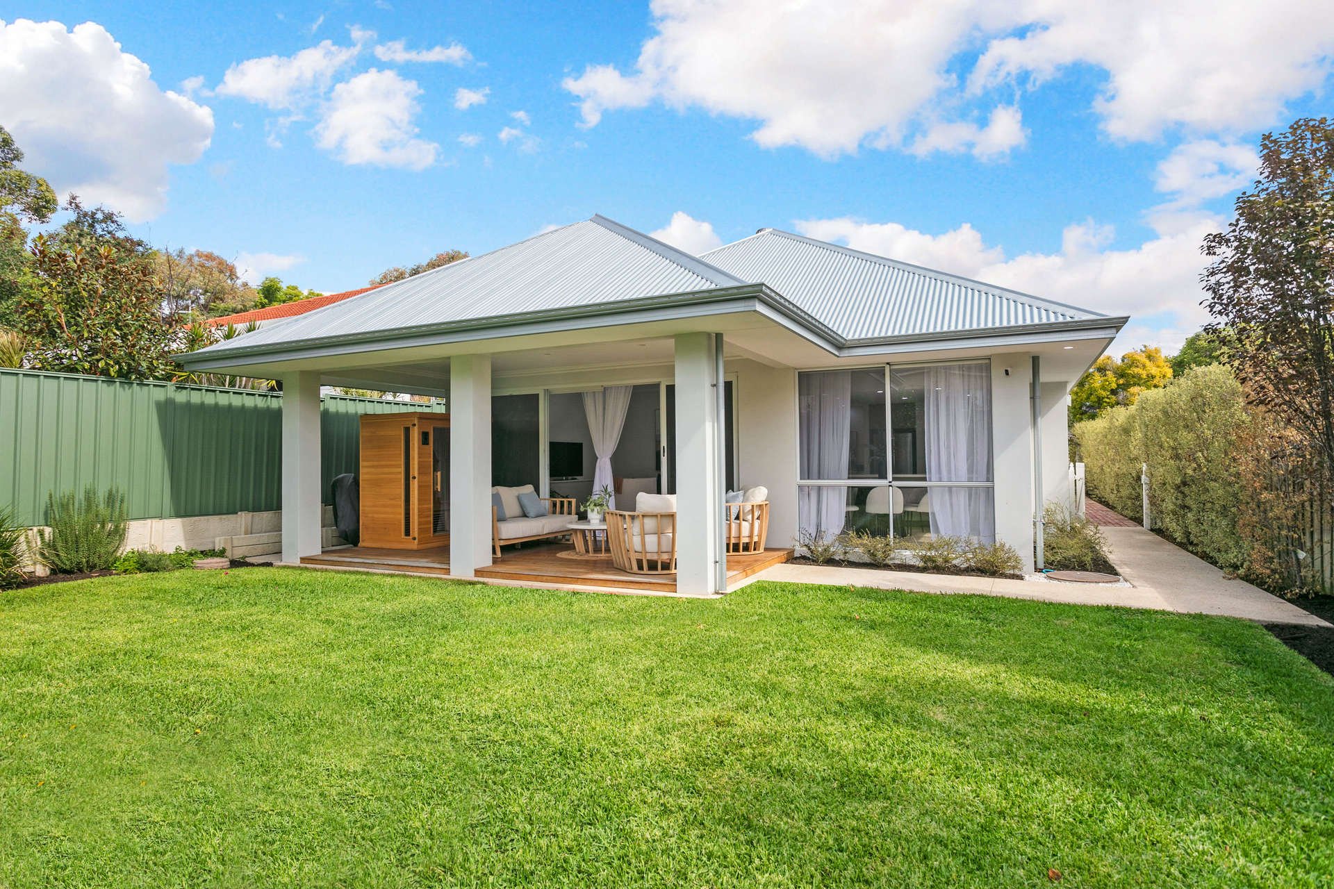 WEB 16 Fifth Avenue Mount Lawley 32.jpg