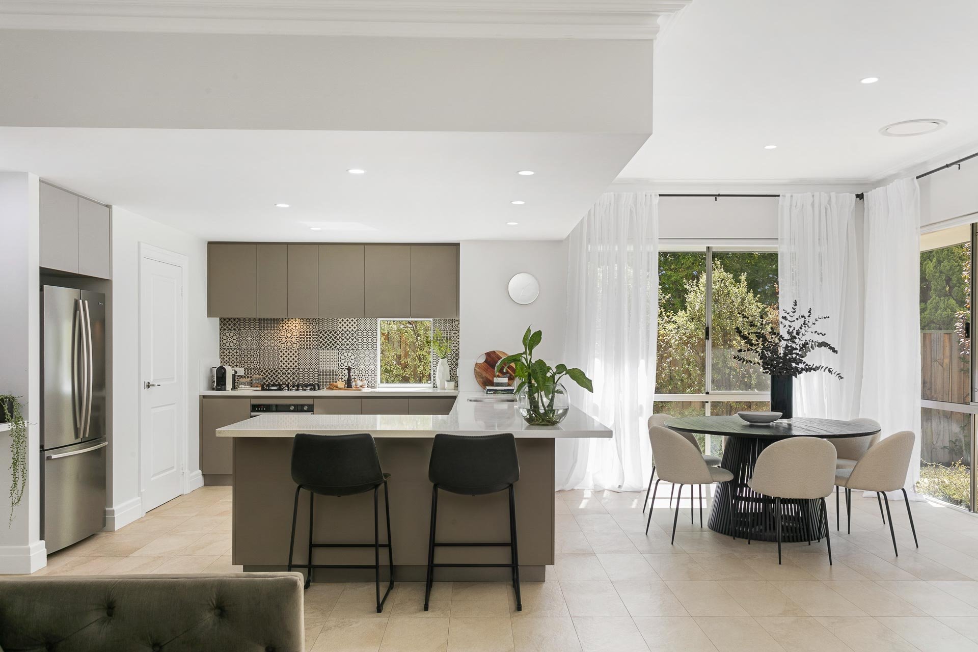 WEB 16 Fifth Avenue Mount Lawley 23.jpg