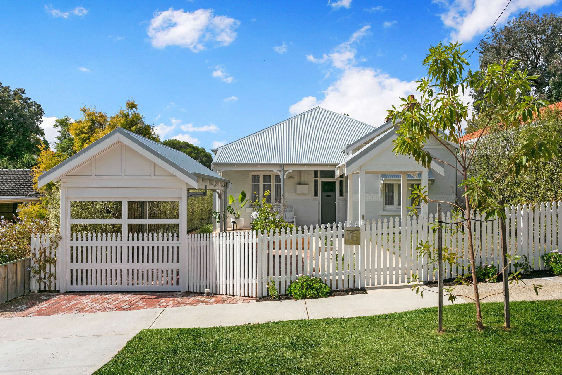 WEB 16 Fifth Avenue Mount Lawley 36.jpg