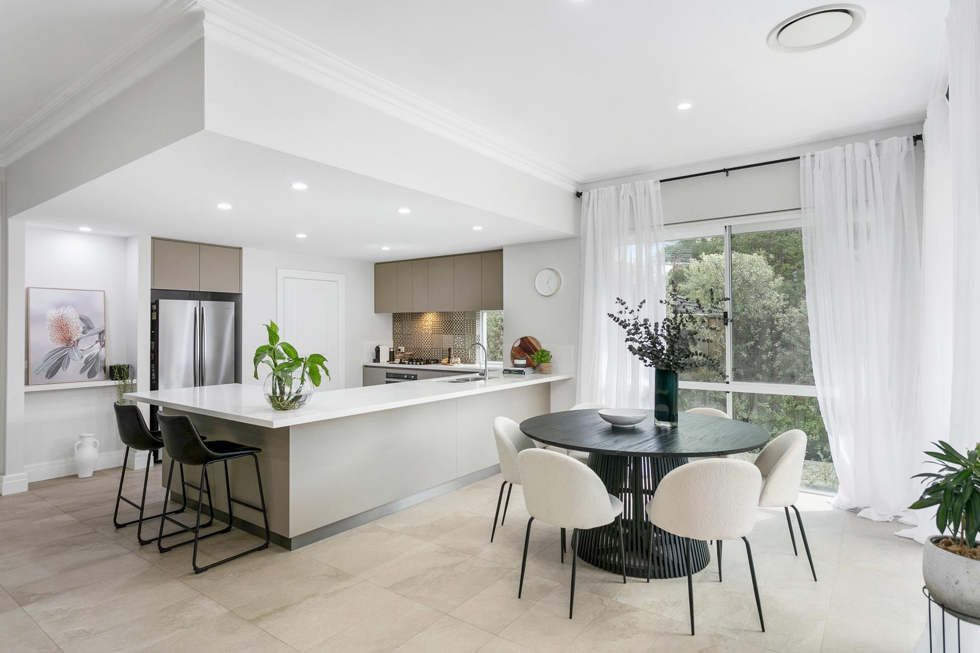 WEB 16 Fifth Avenue Mount Lawley 17.jpg