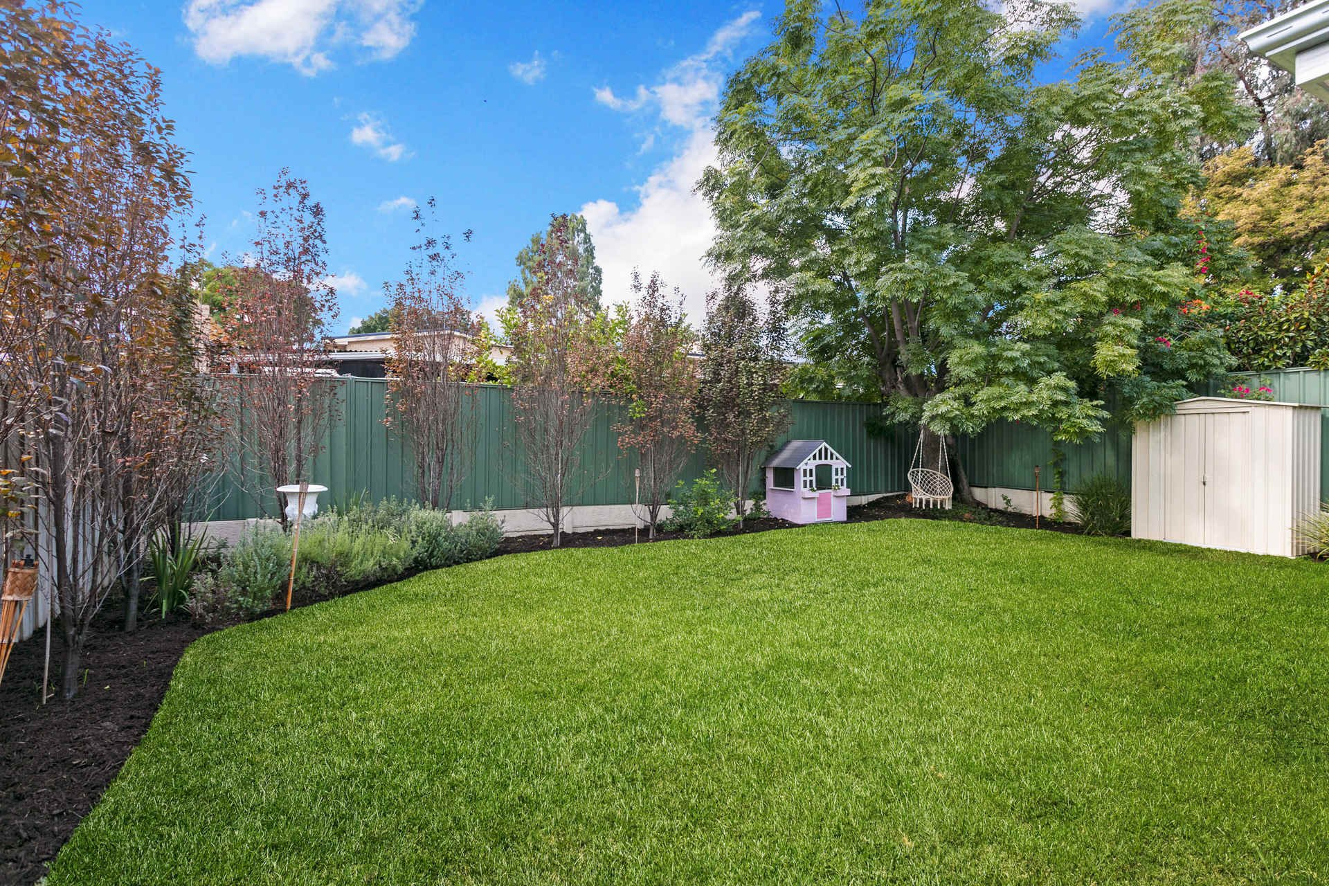 WEB 16 Fifth Avenue Mount Lawley 30.jpg