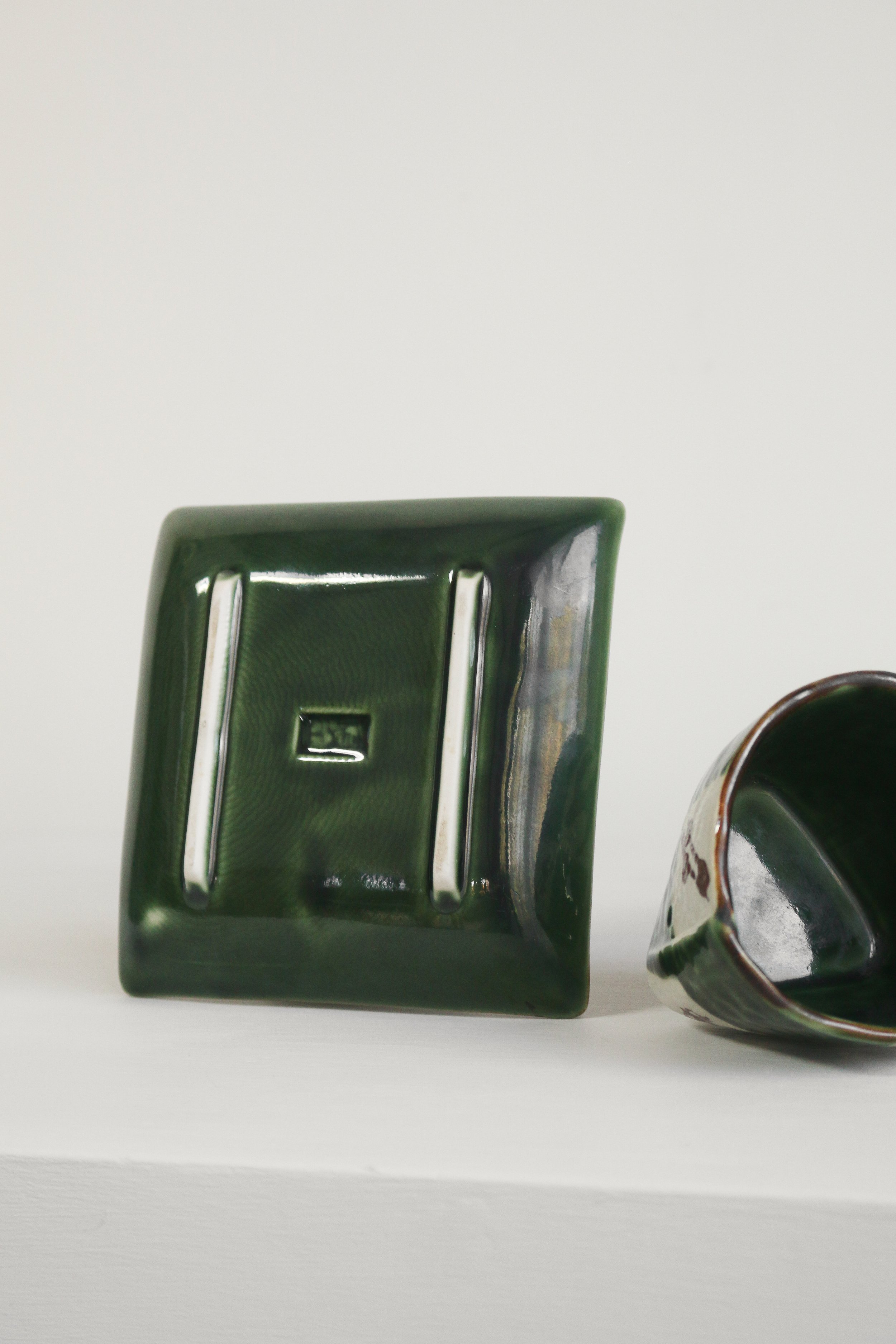 Japanese Oribe Ware Cups and Saucers (4 of 1).jpg