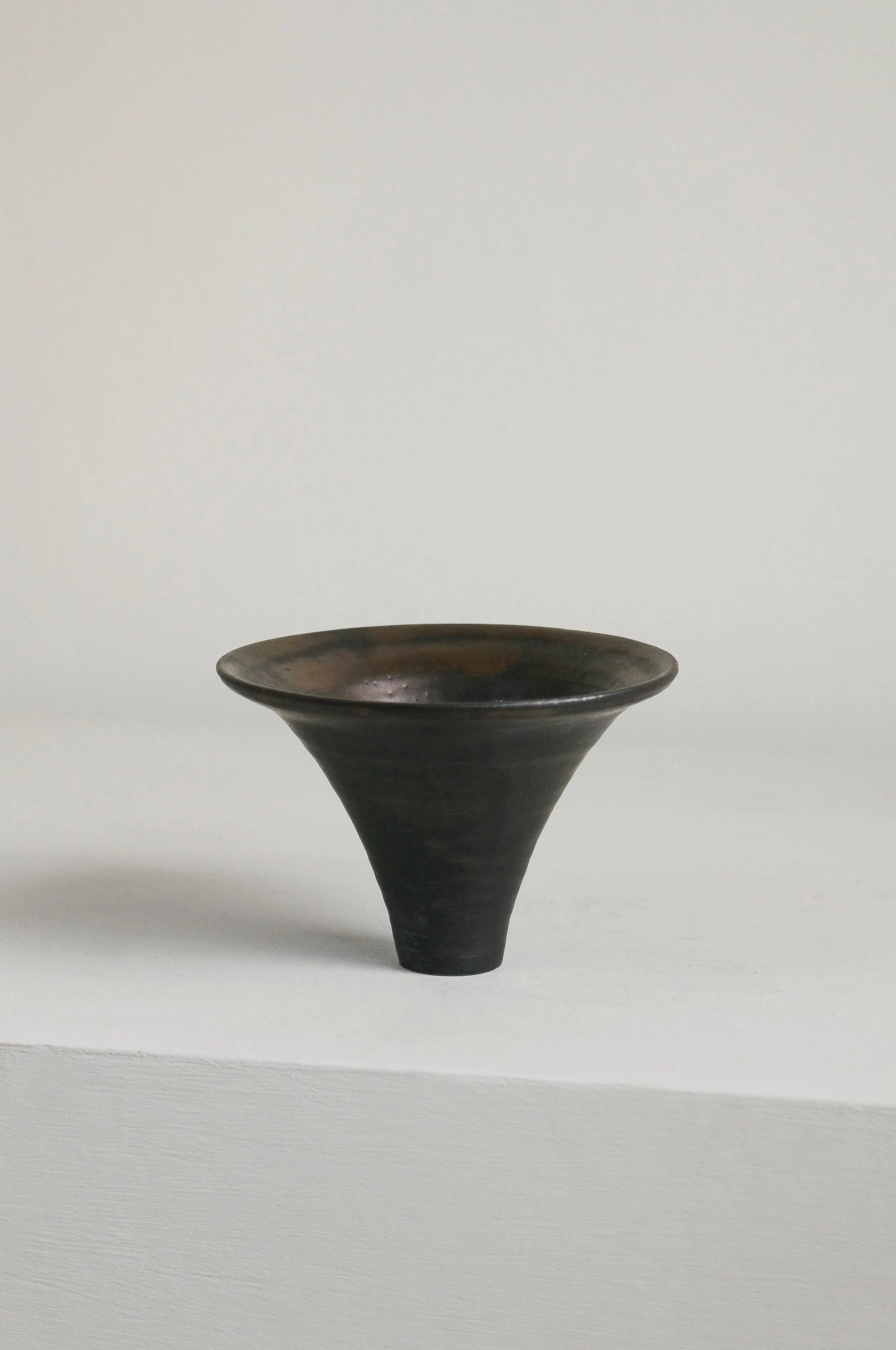 Flared Bowl Bronze | aoe