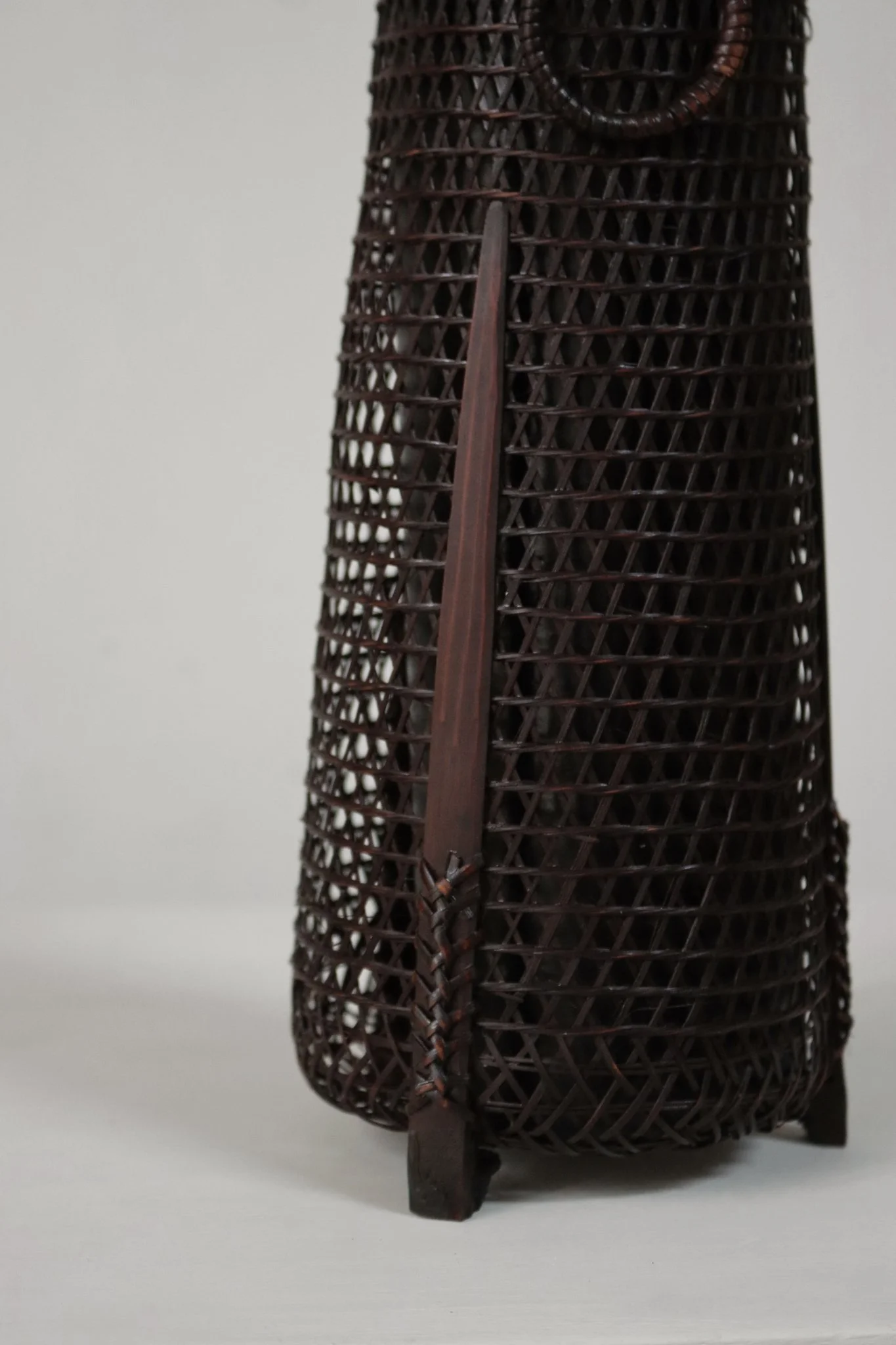 Japanese Bamboo Ikebana Basket AOE Objects-2.jpg