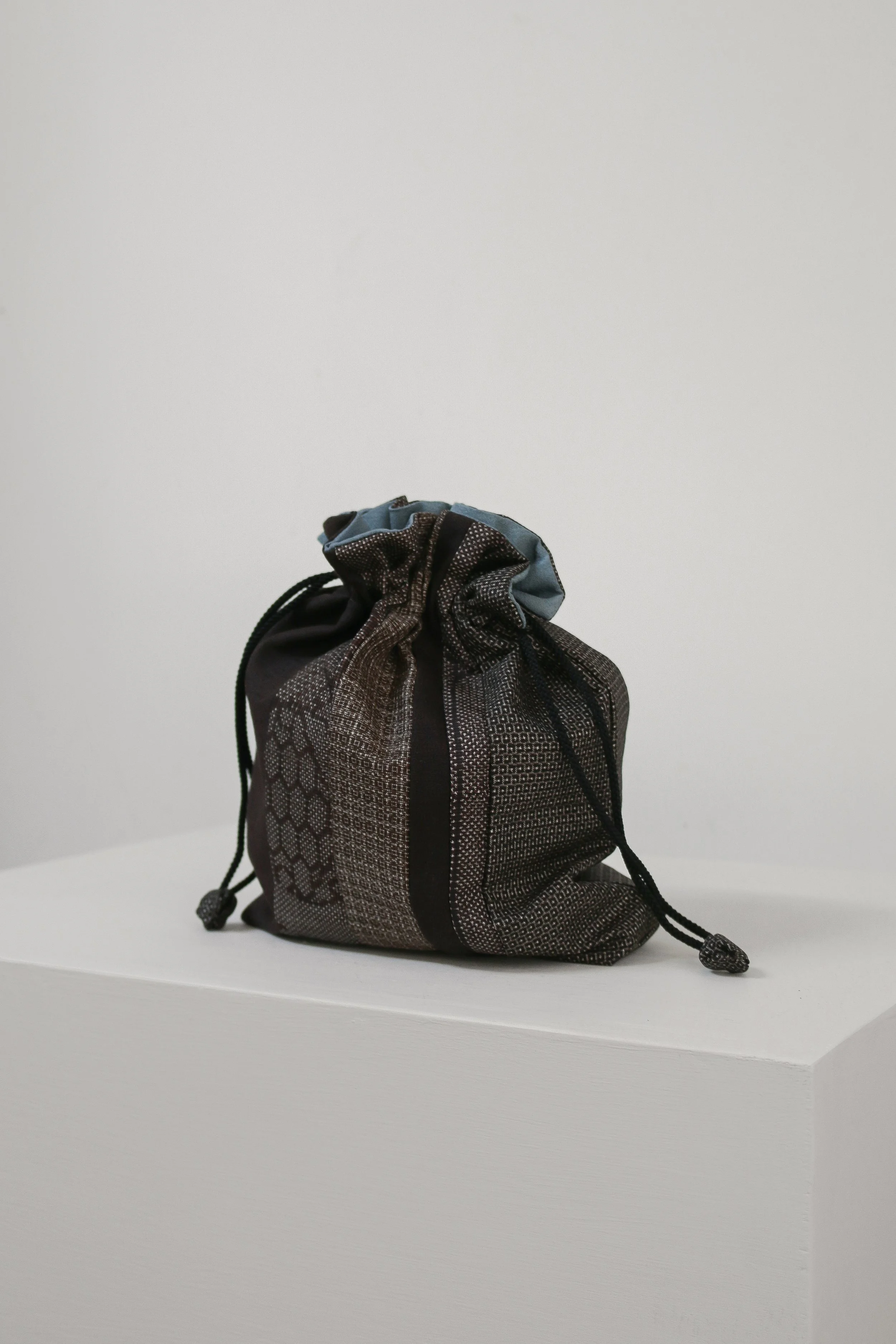 Striped Japanese Silk Kinchaku Pouch Bag Oshima Tsumugi -2.jpg