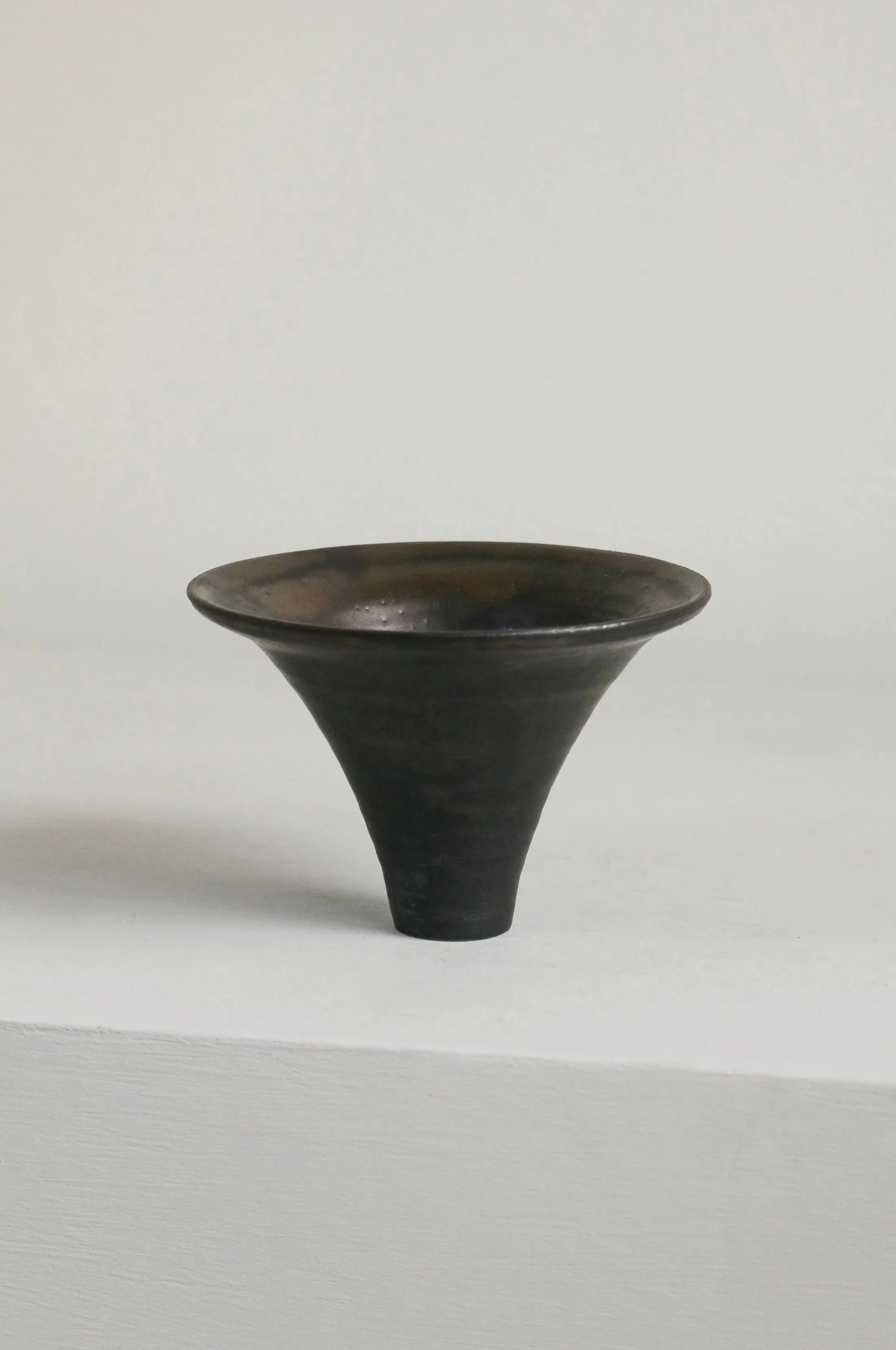 Flared Bowl Bronze | aoe