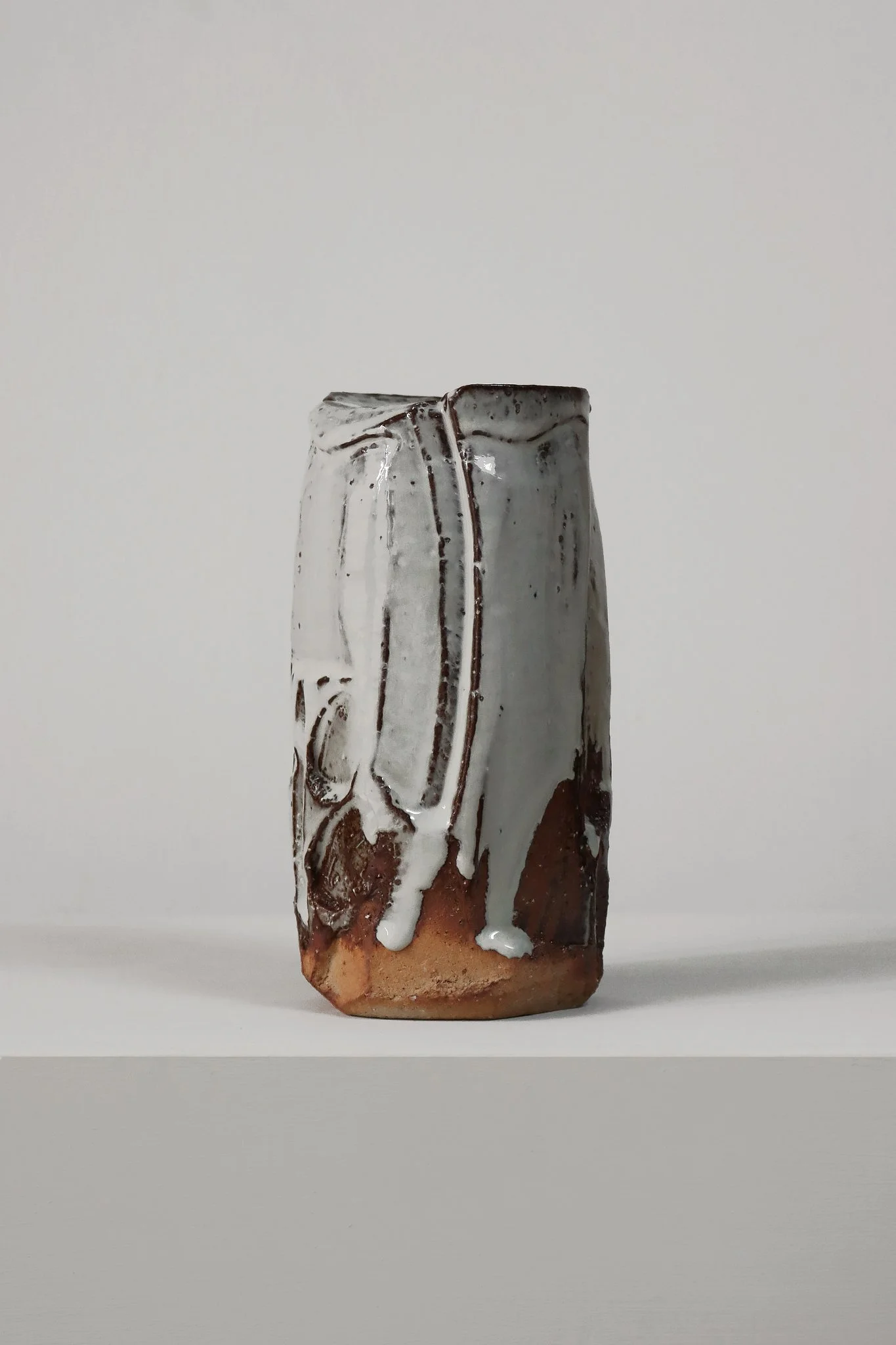 Hagi Ware Faceted Vase by Yoshitoshi Mukuhara