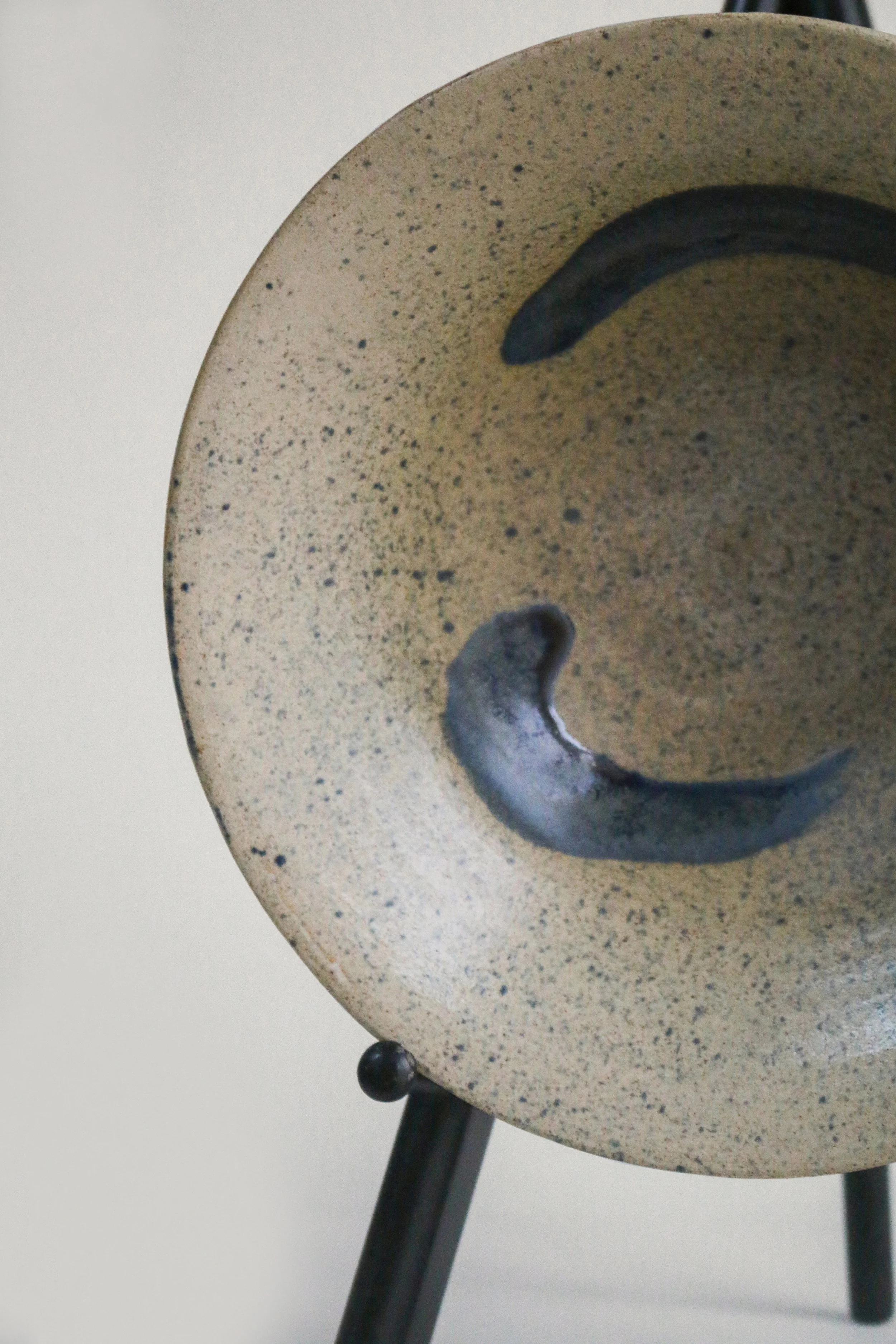 Painted studio pottery bowl (2 of 1).jpg