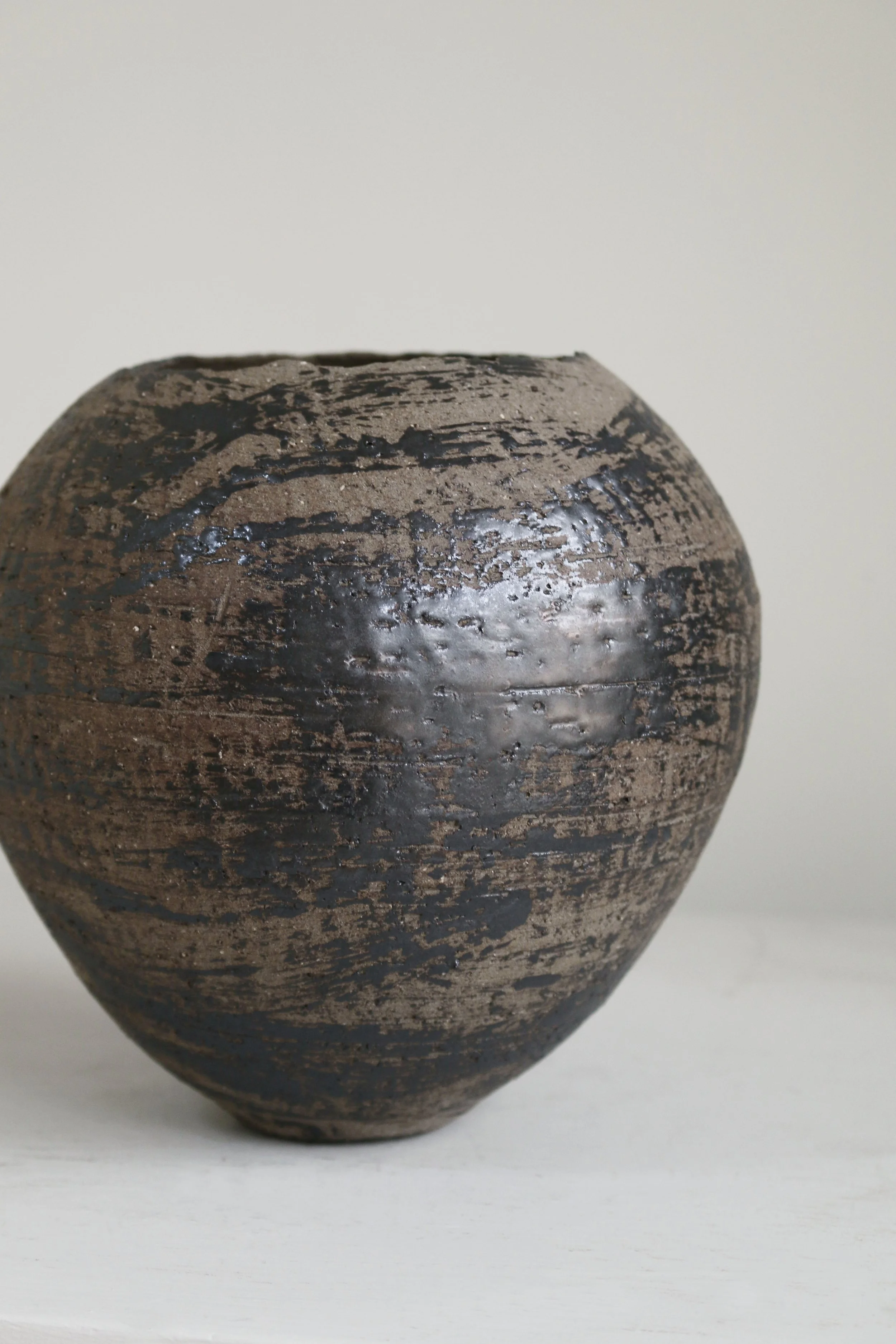 Studio Pottery Brushed Manganese Vase Vessel-3.jpg