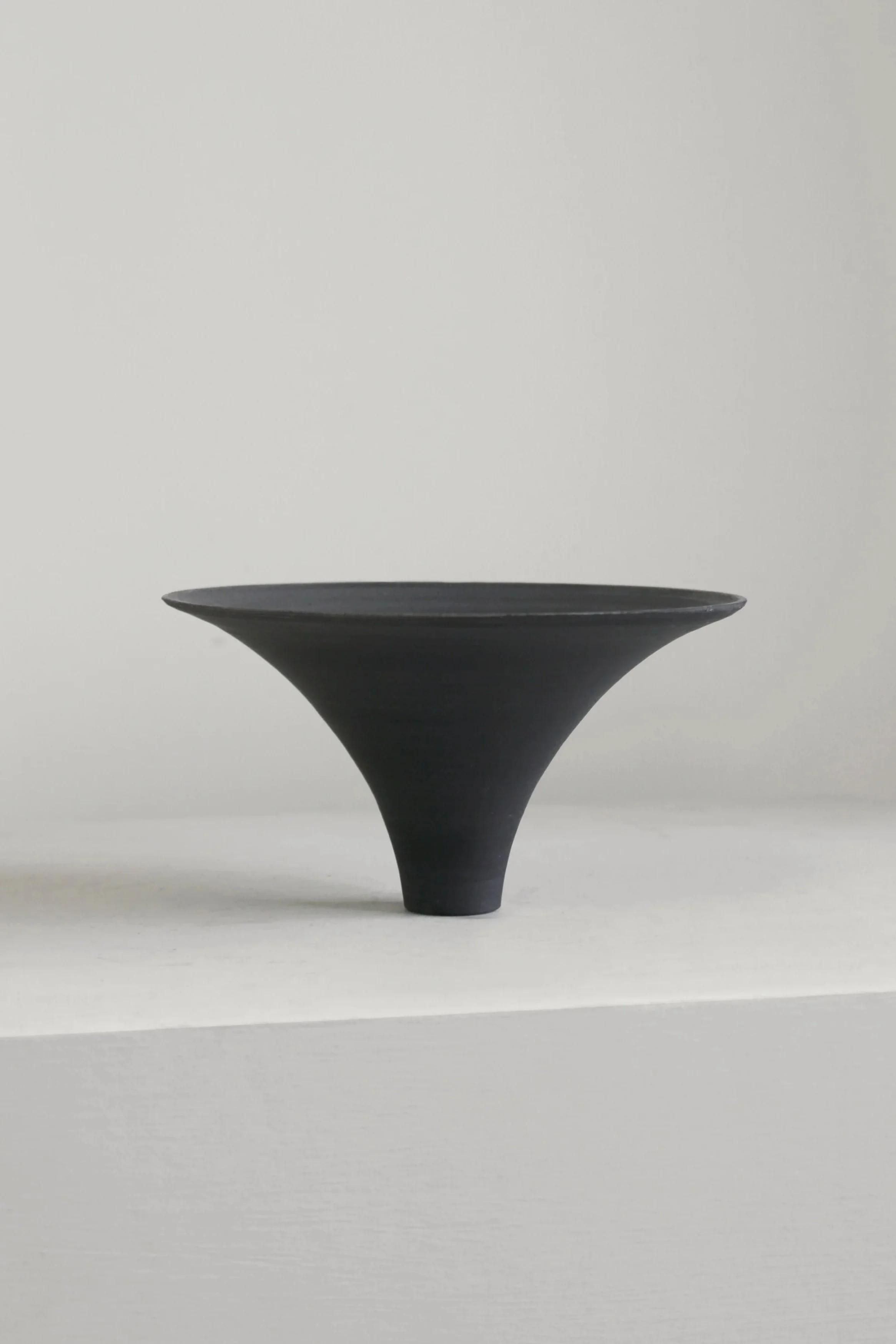 Black Porcelain Bowl | aoe