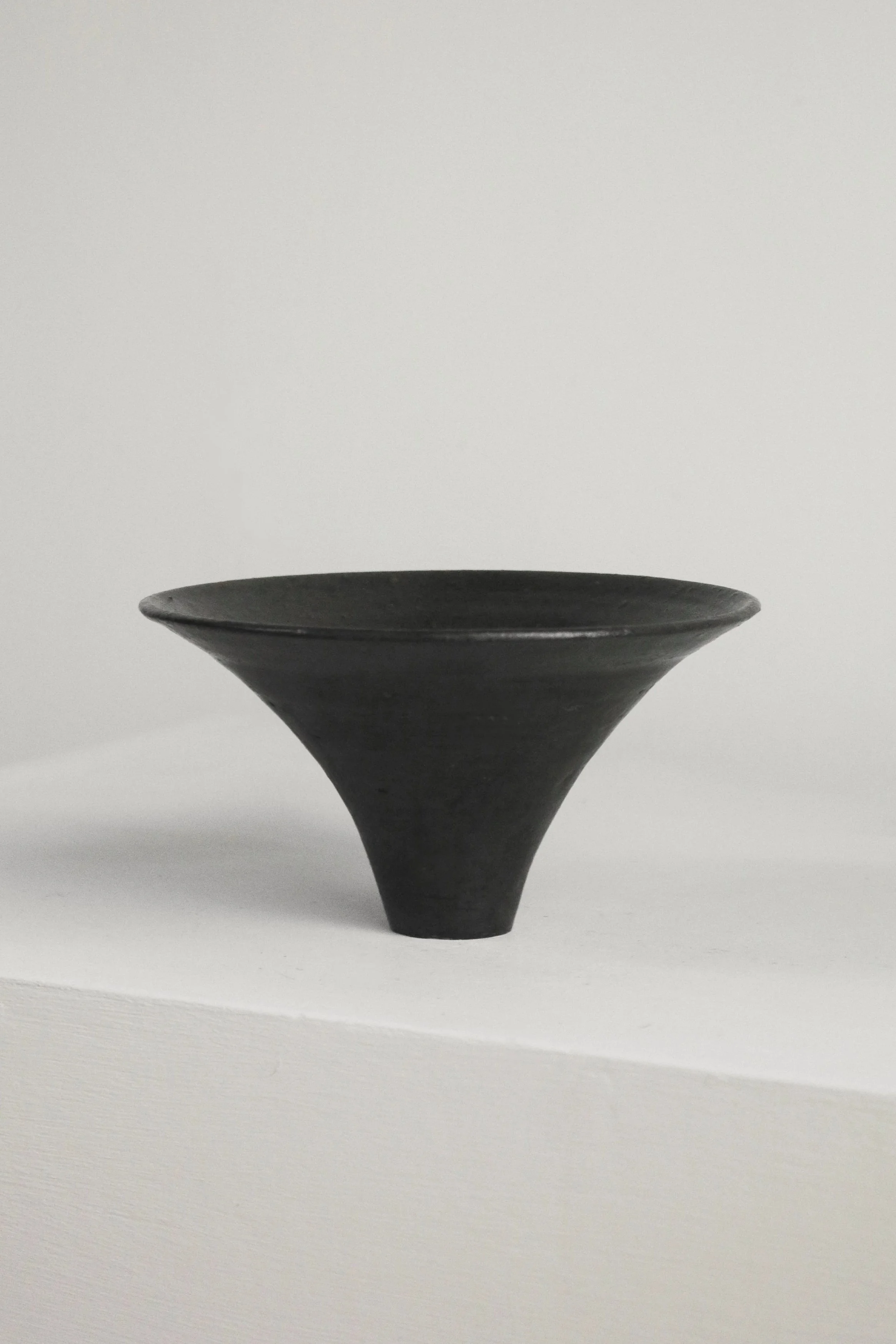 Flared Bowl Black