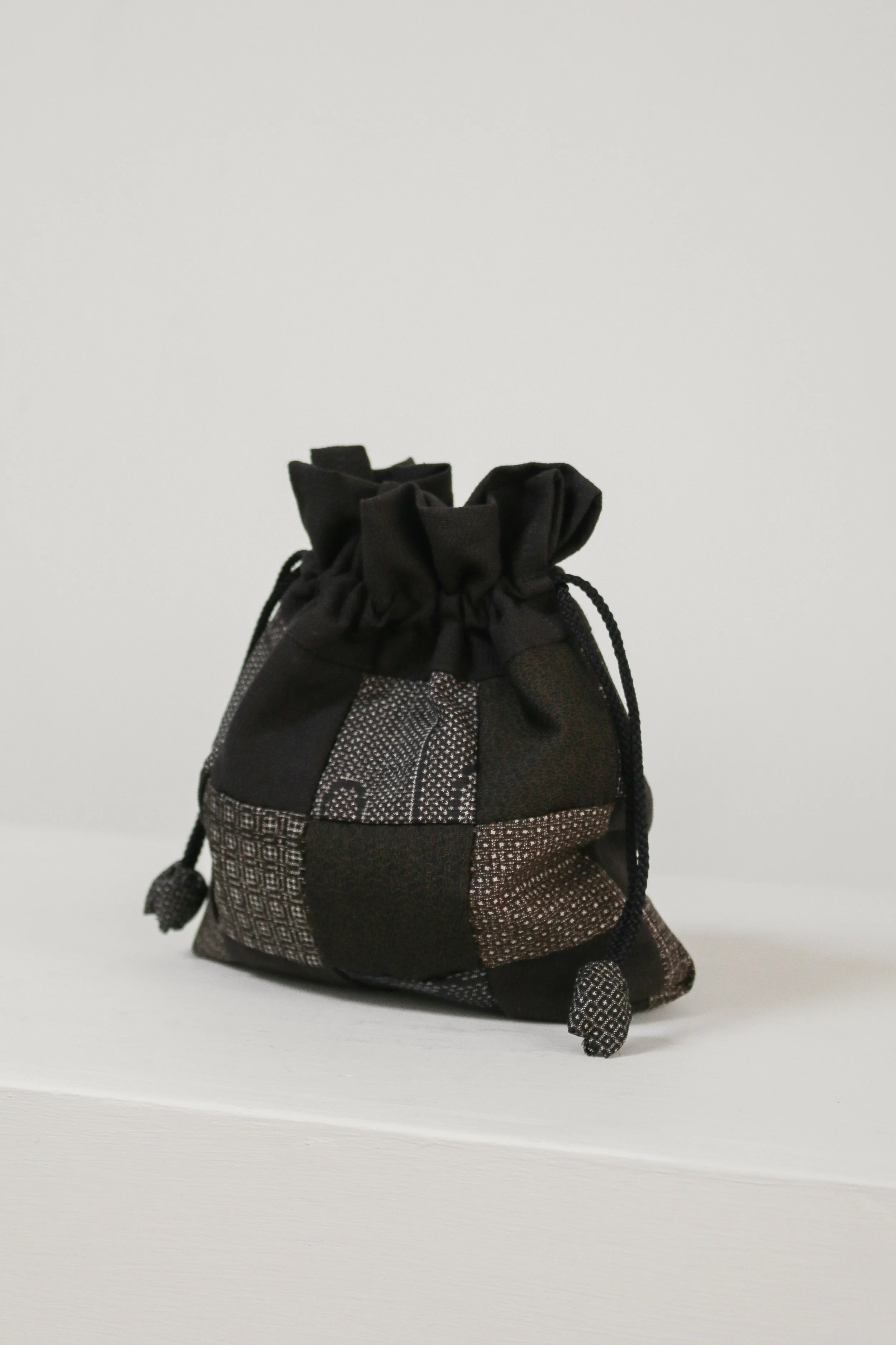 Japanese Silk Kinchaku Pouch Bag Patchwork-2.jpg