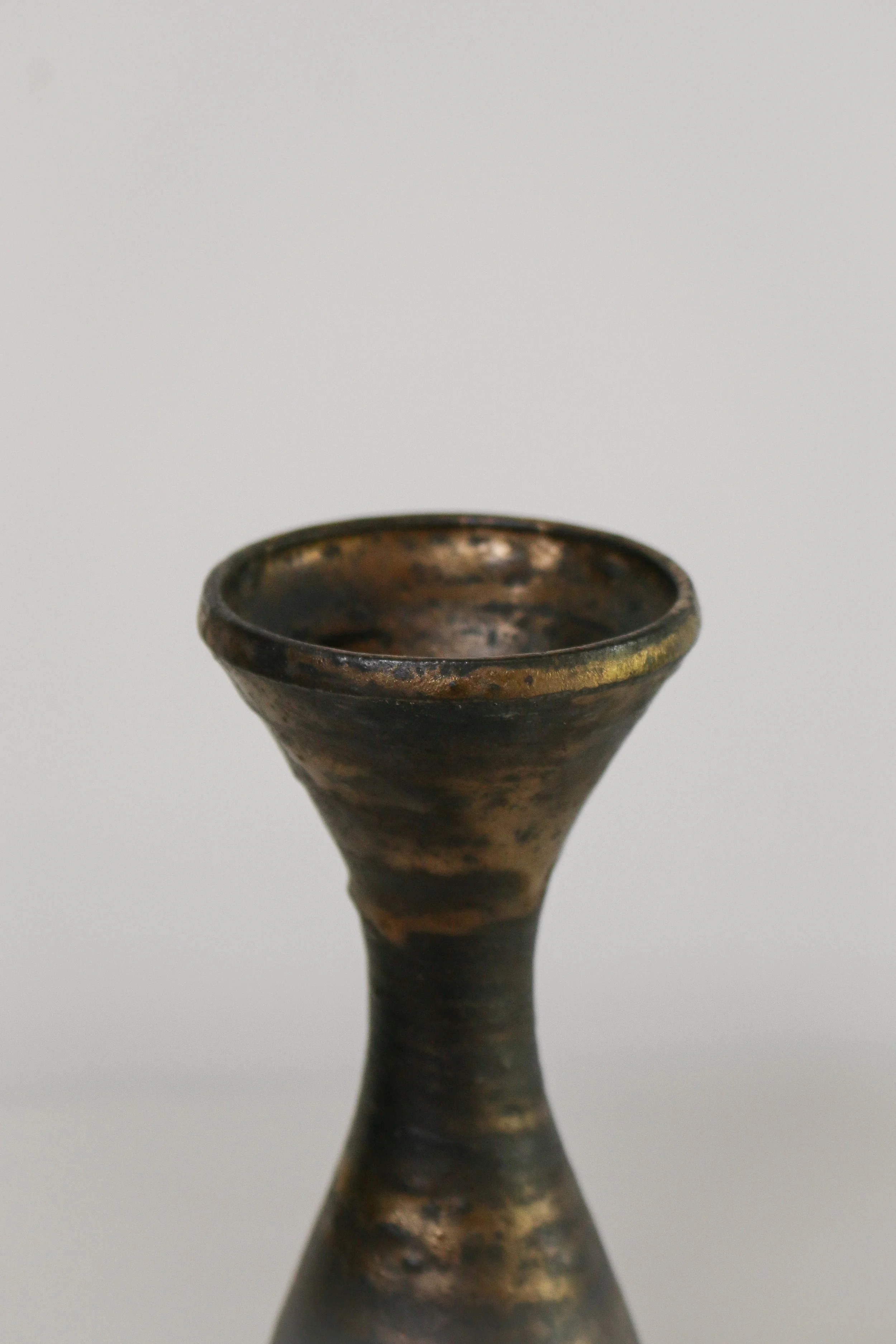 Manganese Vase by Chris Carter-2.jpg