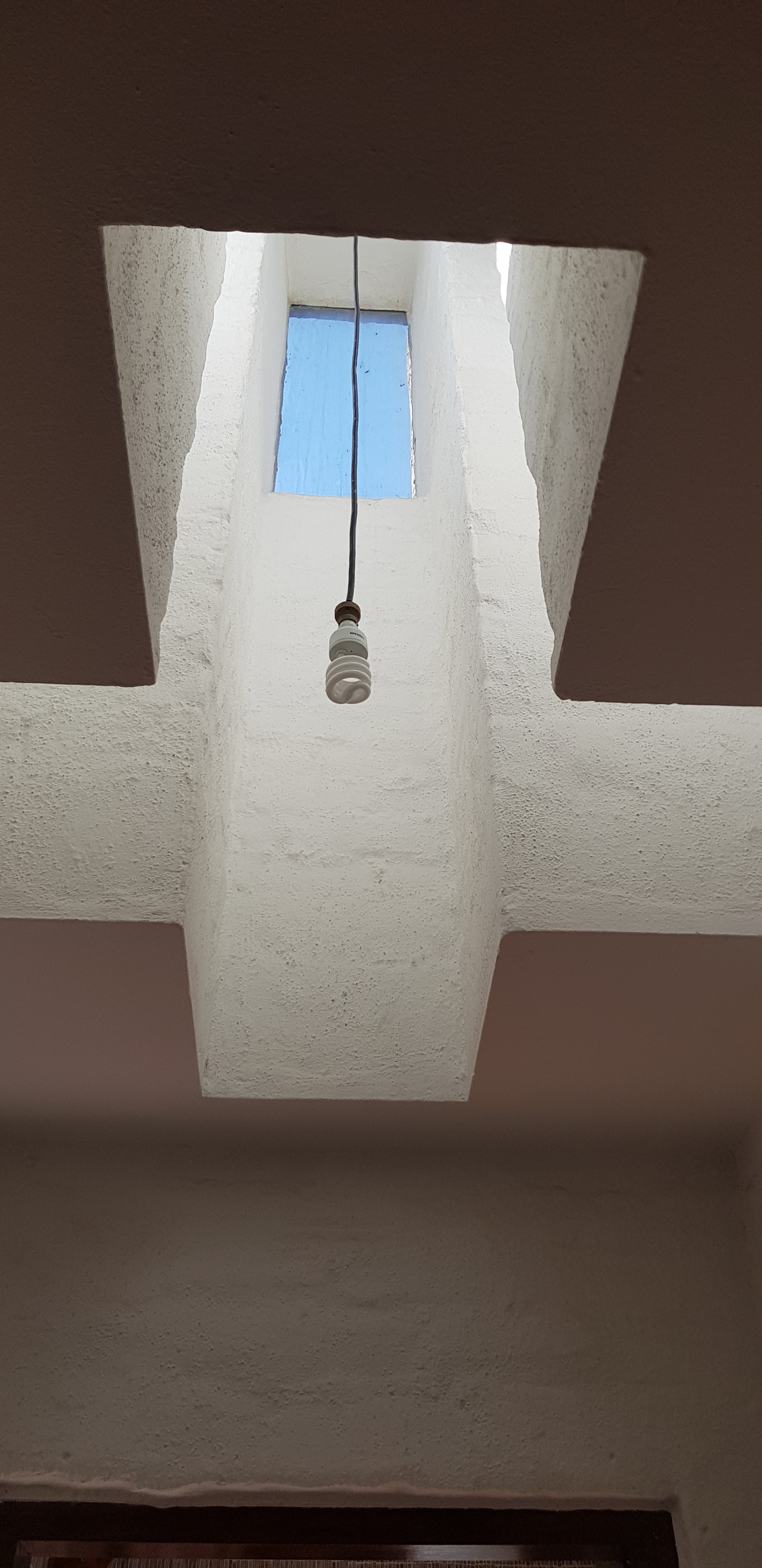 Picture of the cruciform skylight at the Eduardo Villa house in Joburg taken by architect Thorsten Deckler
