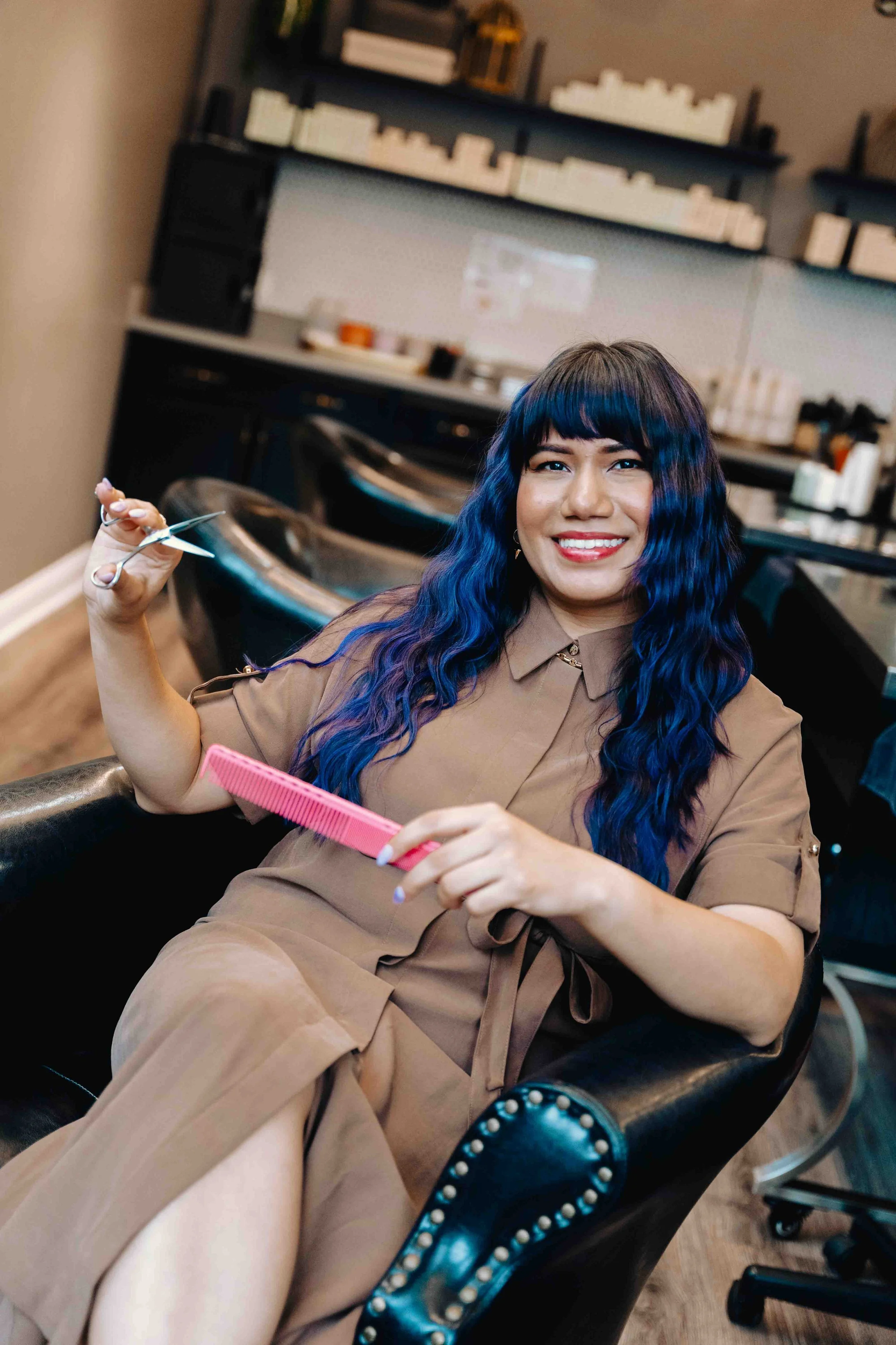 The_Gilded_Lily_Stylist_Hair_Stylist_picture