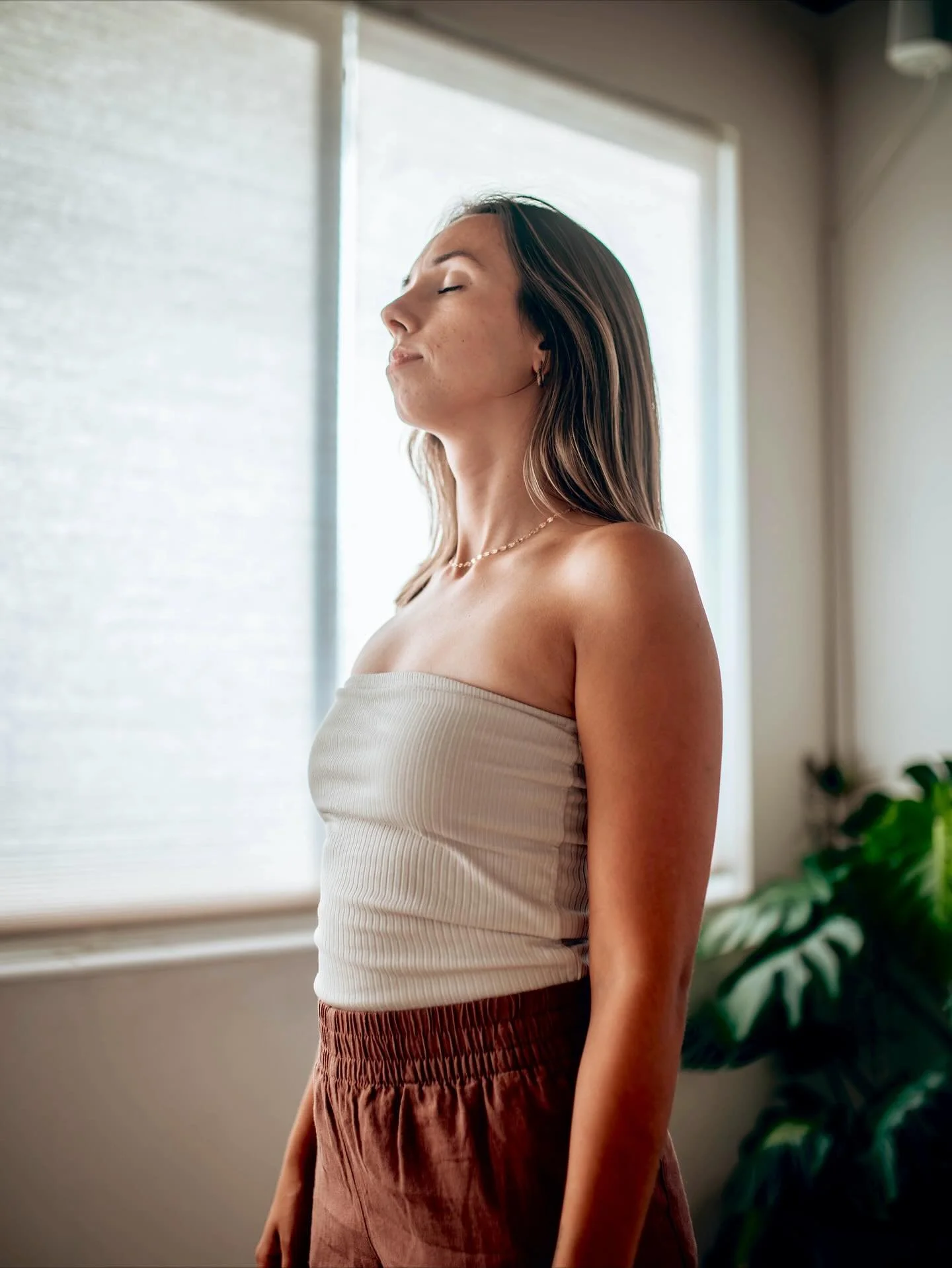 Autumn has been feeling like quite the quiet metamorphosis🦋

New values becoming clear.

Peeling back the layers of what I thought and believed I wanted for years to what actually feels good, stable &amp; satisfying to me.

Getting hip to the slow a