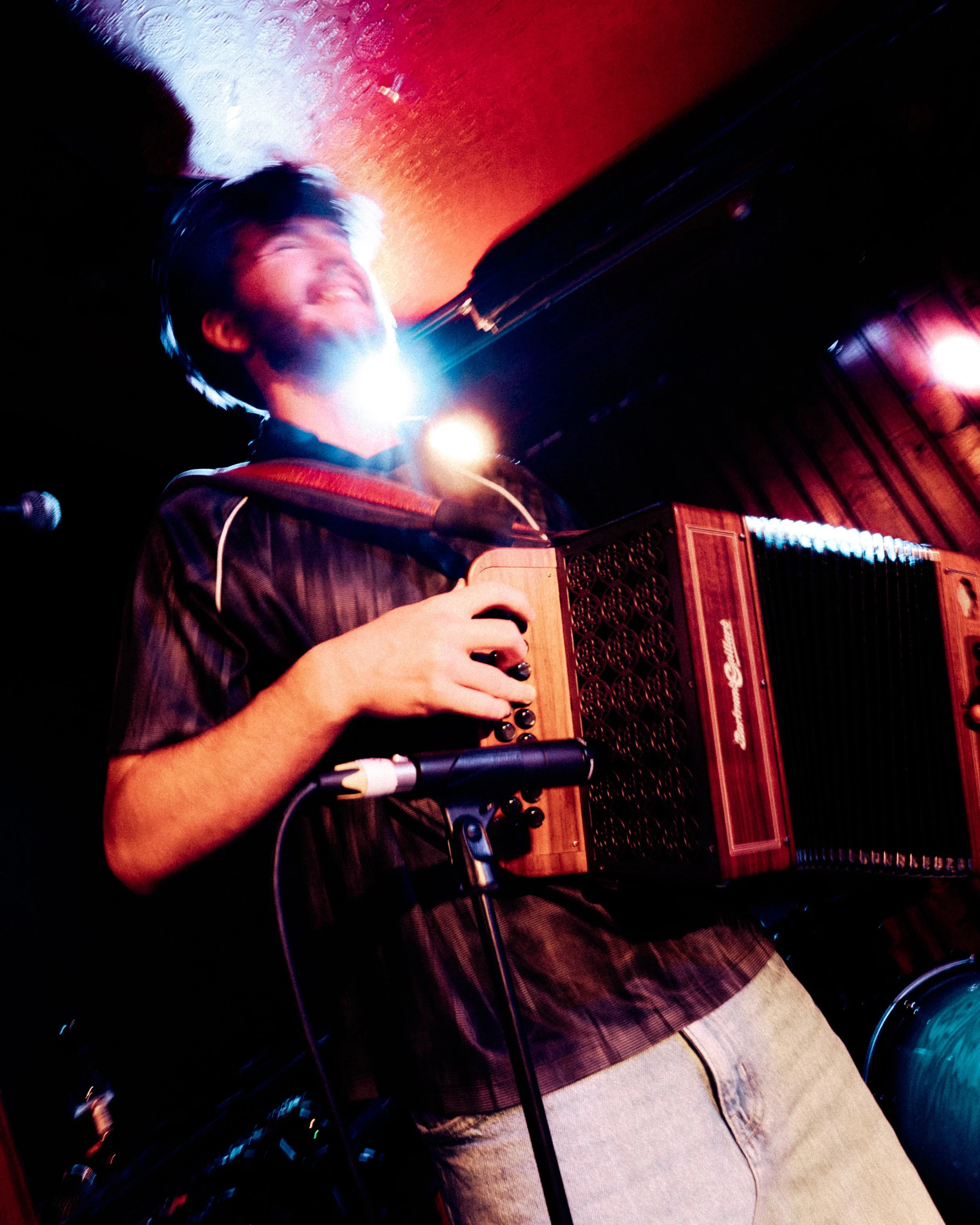 BLOW INS-4.jpg
