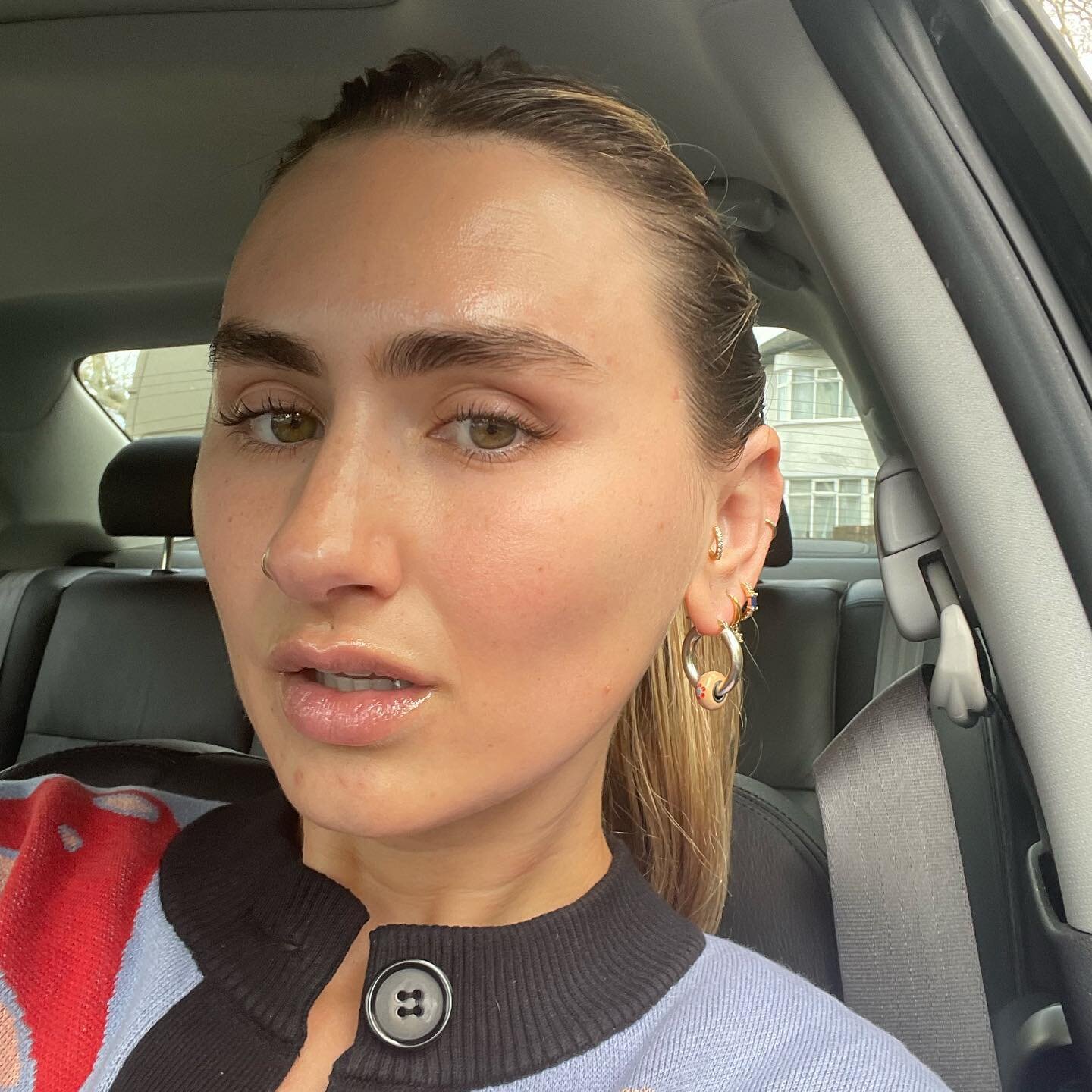 I did a collab today with the talented and beautiful @justskinuk and got one of their luxury hydrafacial and now I can&rsquo;t live without it! Video coming soon it&rsquo;s so relaxing woah ❤️

#nofilter 
#hydrafacial