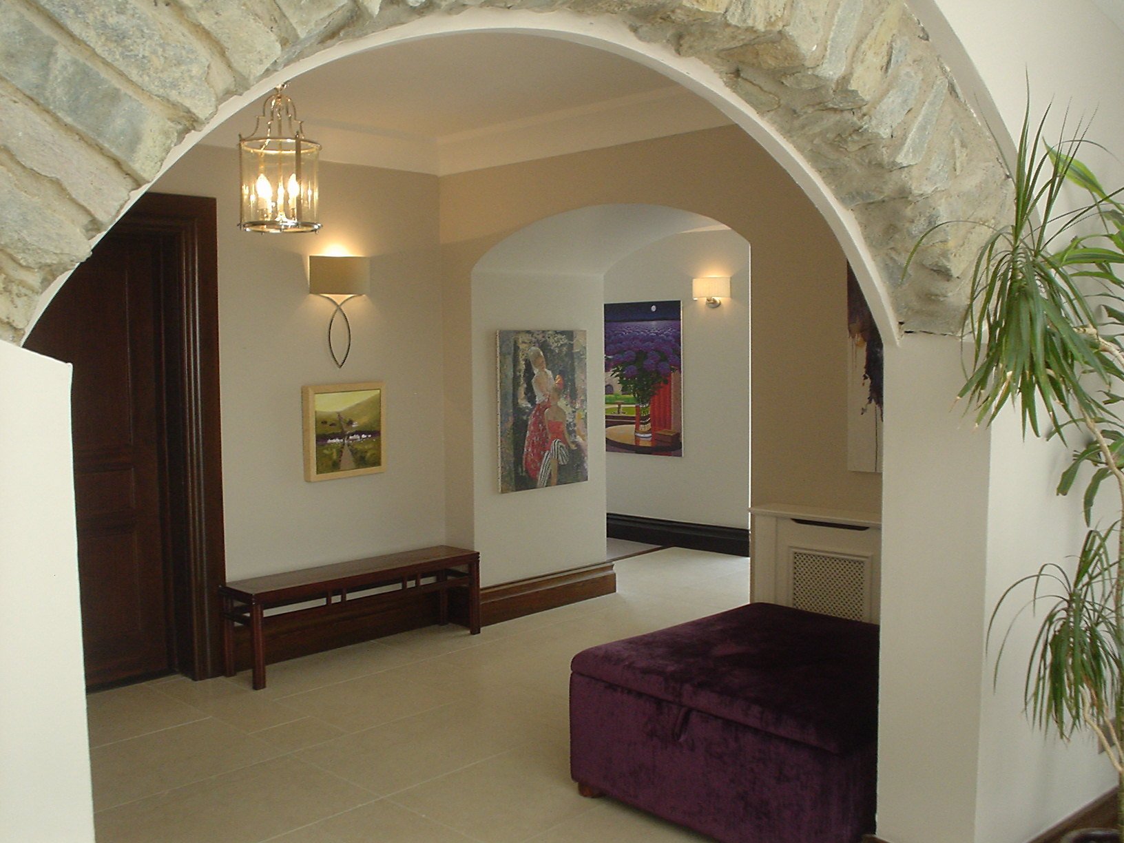 Coach House - Entrance Lobby by Bobby Lardner.JPG